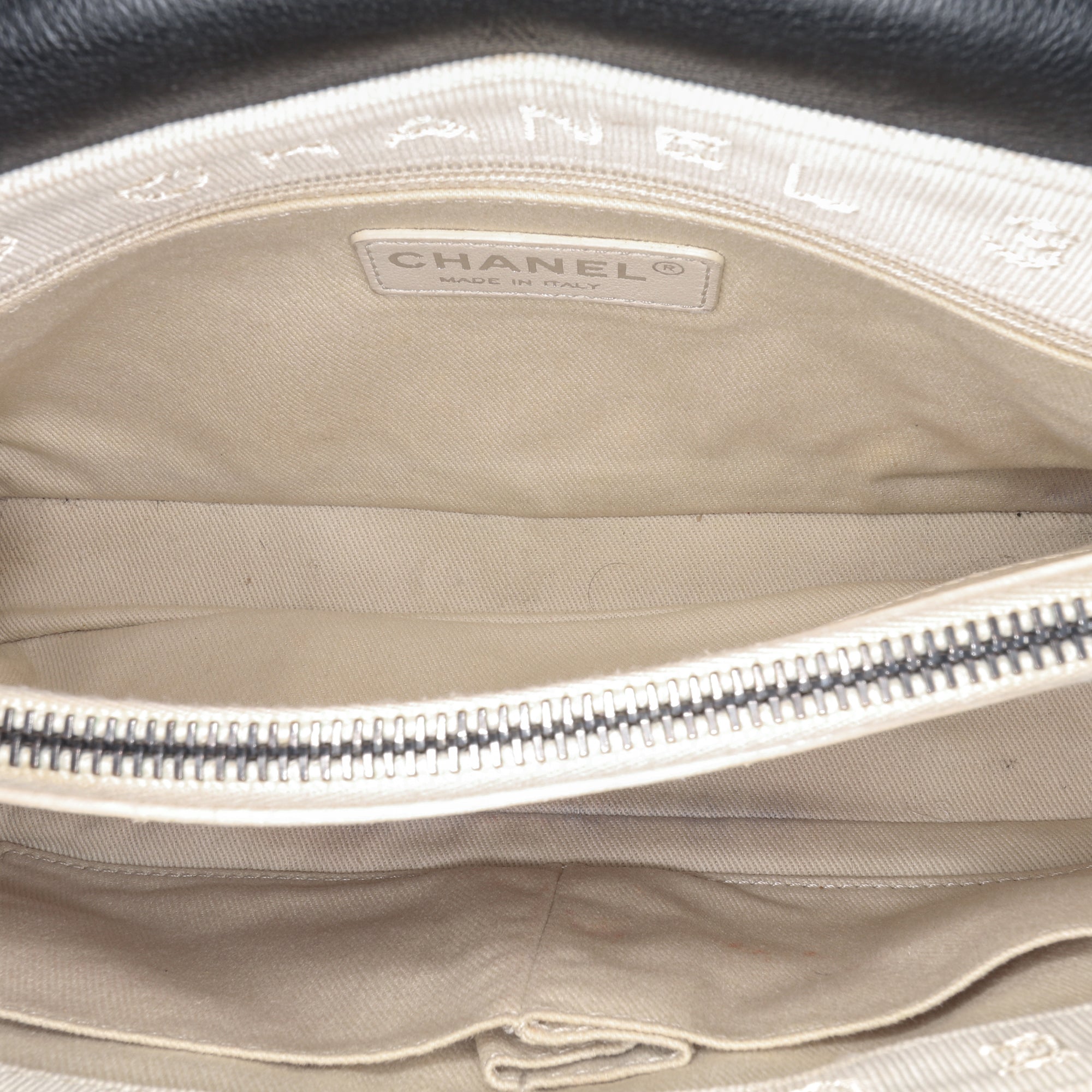 Chanel Quilted Lambskin Burgundy Rocks Flap - image 4
