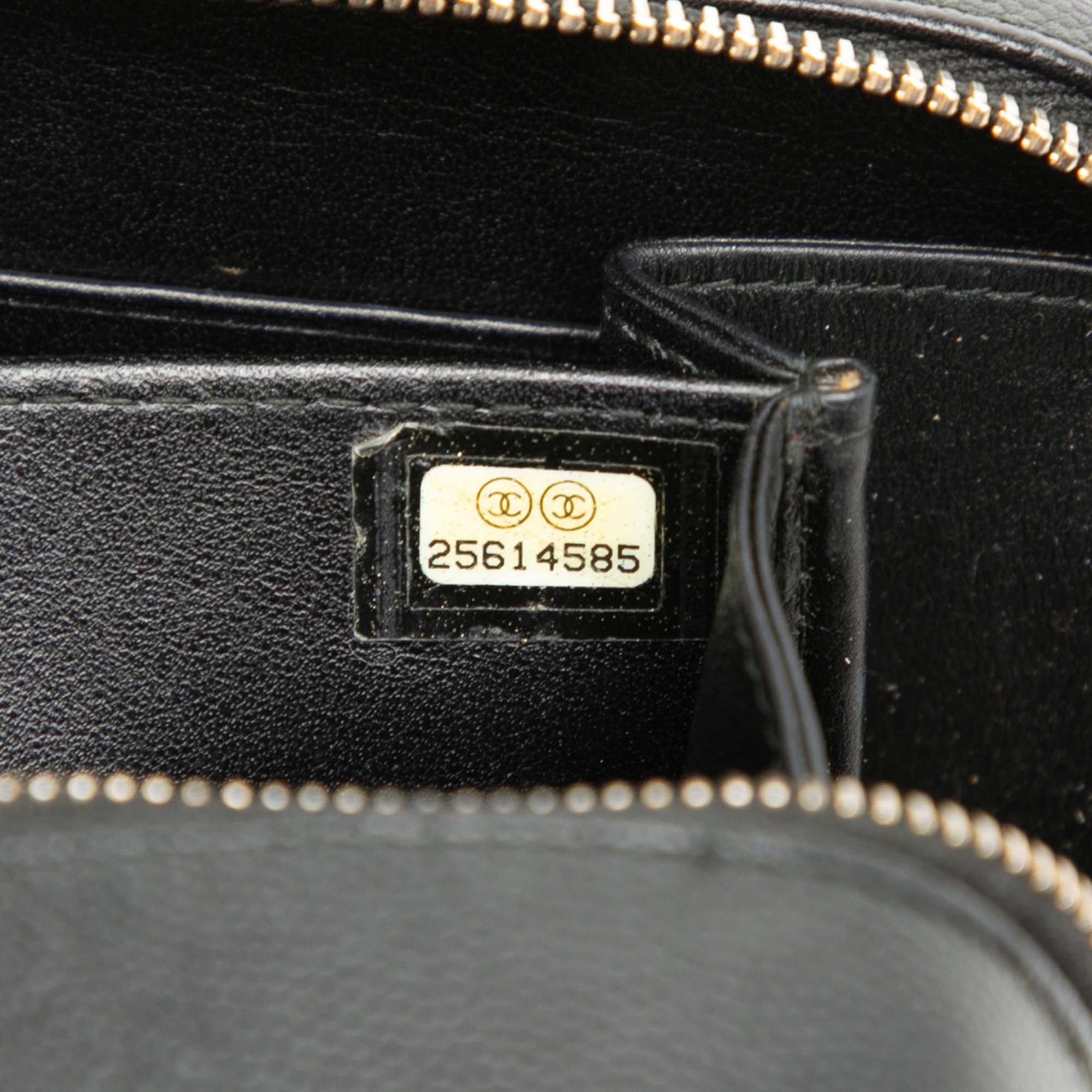 Chanel Mini Caviar CC Filigree Vanity Case - image 6