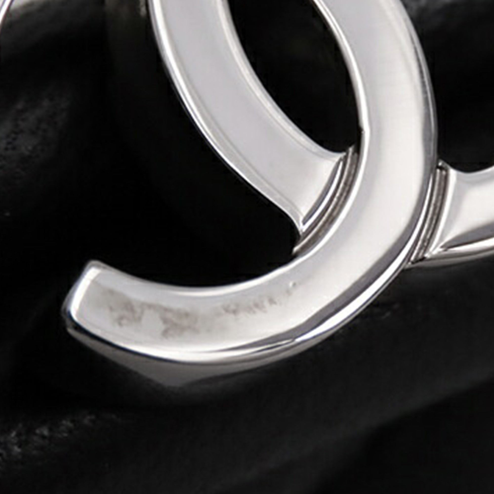 Chanel Quilted Lambskin Frame Clutch - image 7
