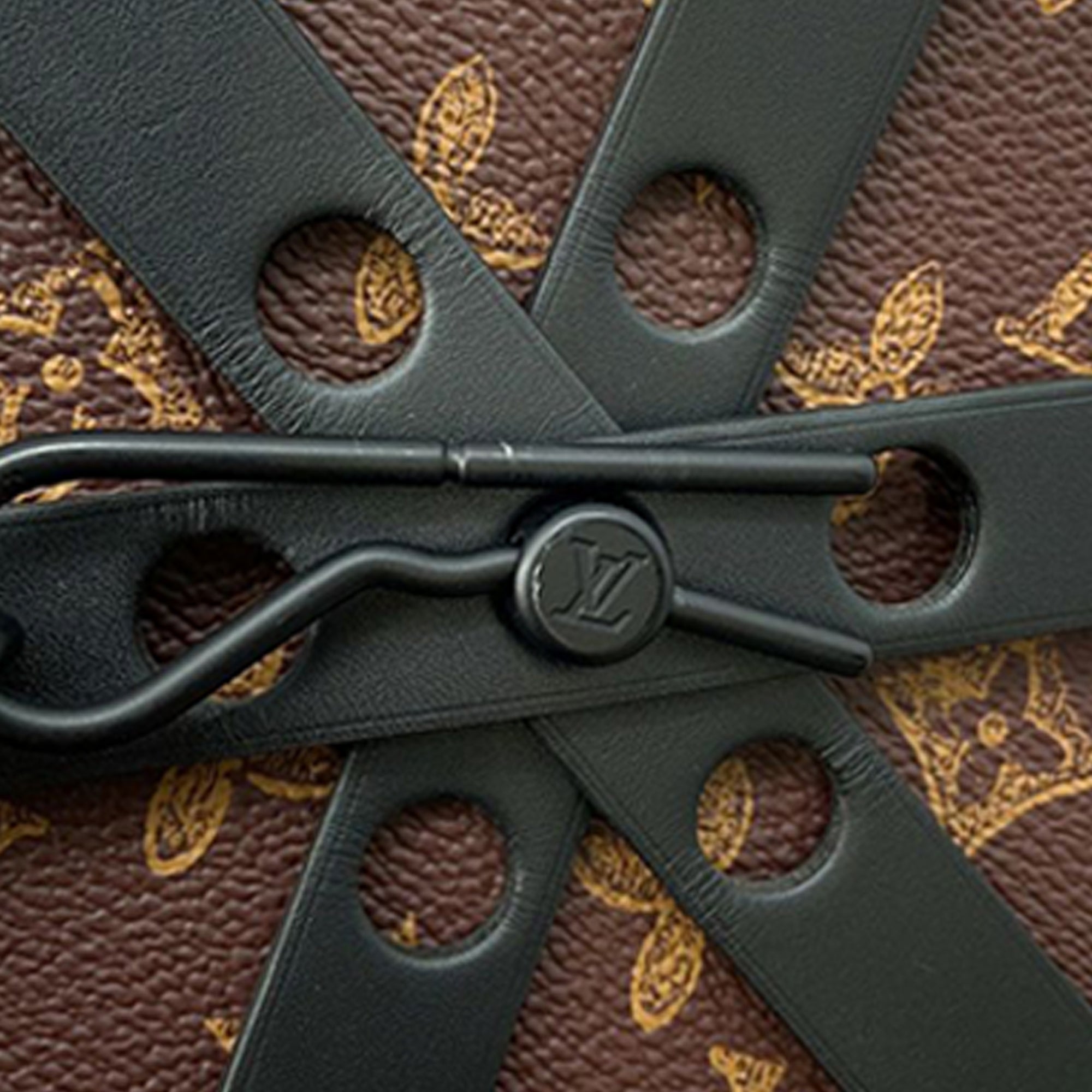 Louis Vuitton Monogram Wheel Box - image 6
