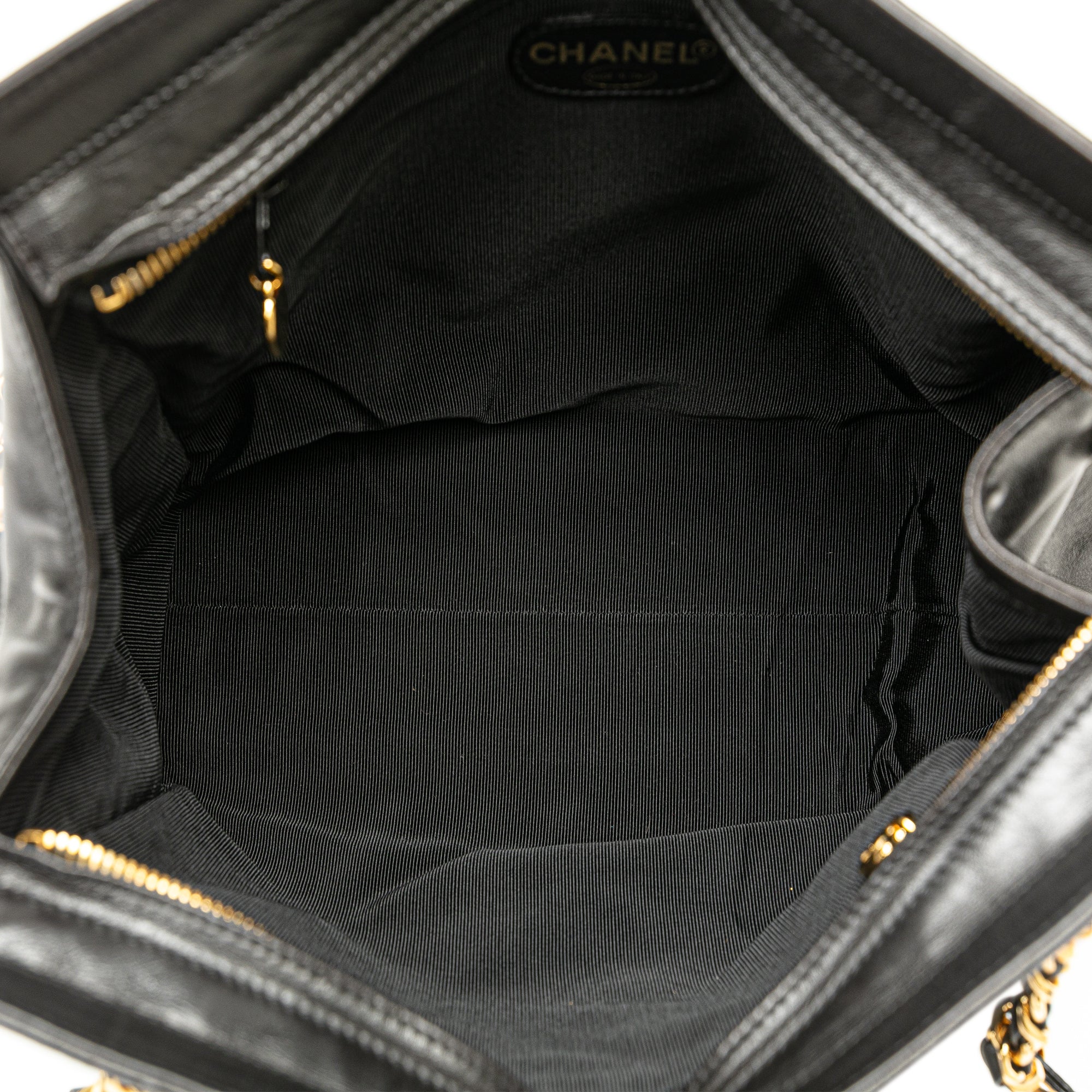 Chanel CC Lambskin Chain Tote - image 4