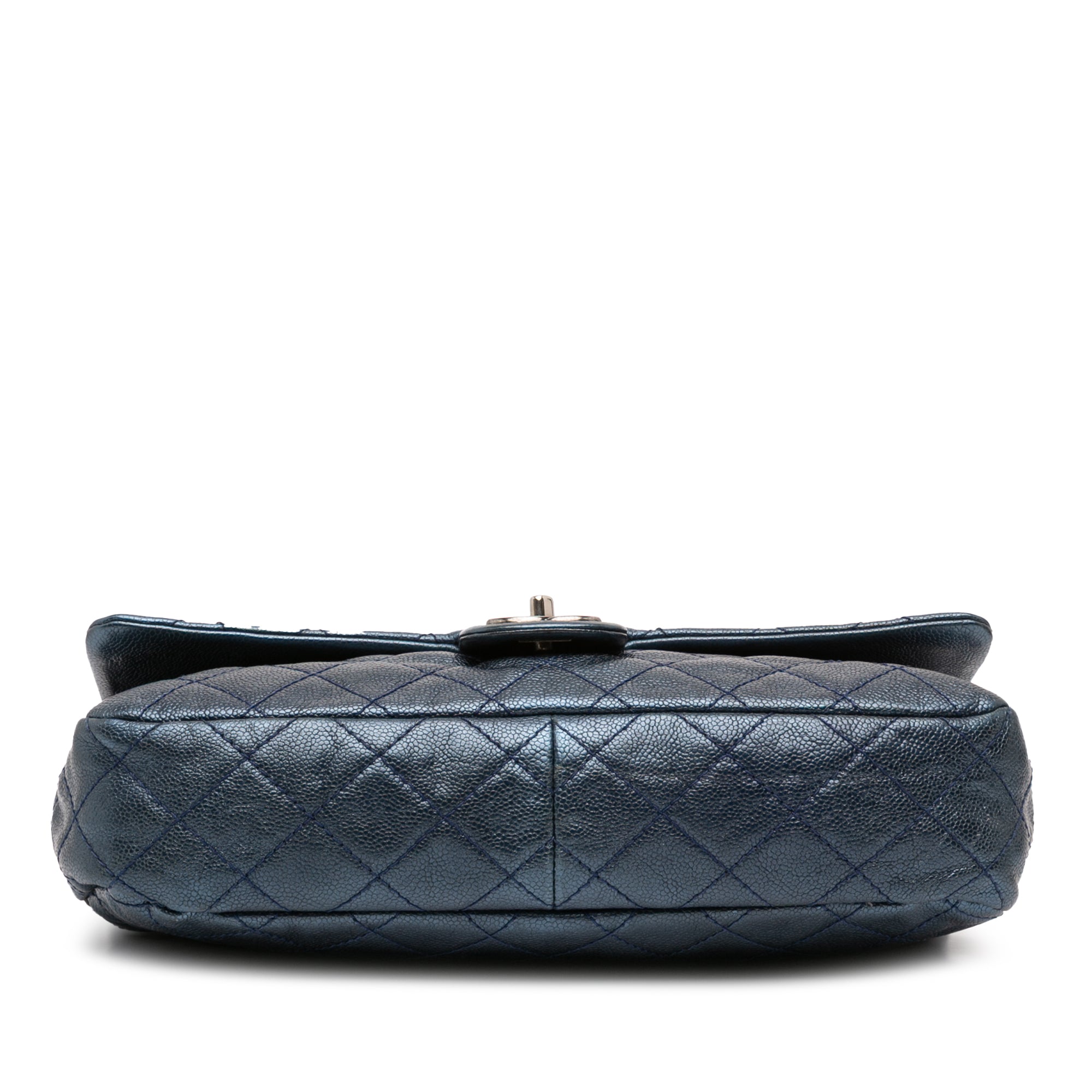 Chanel Jumbo Quilted Iridescent Caviar Easy Flap - image 3