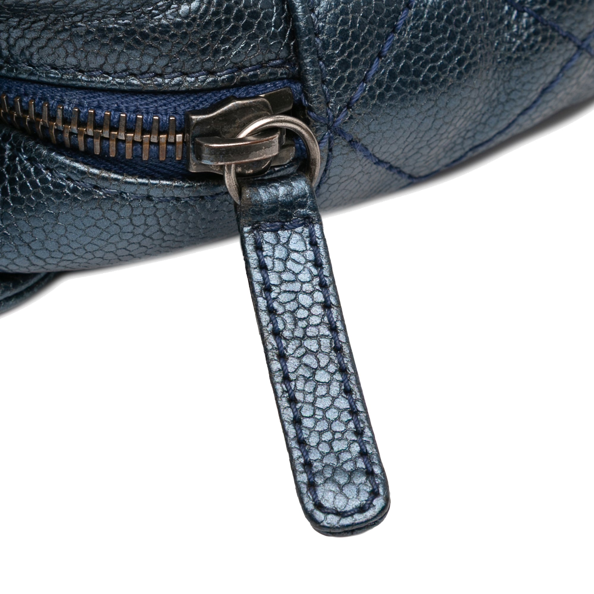 Chanel Jumbo Quilted Iridescent Caviar Easy Flap - image 7