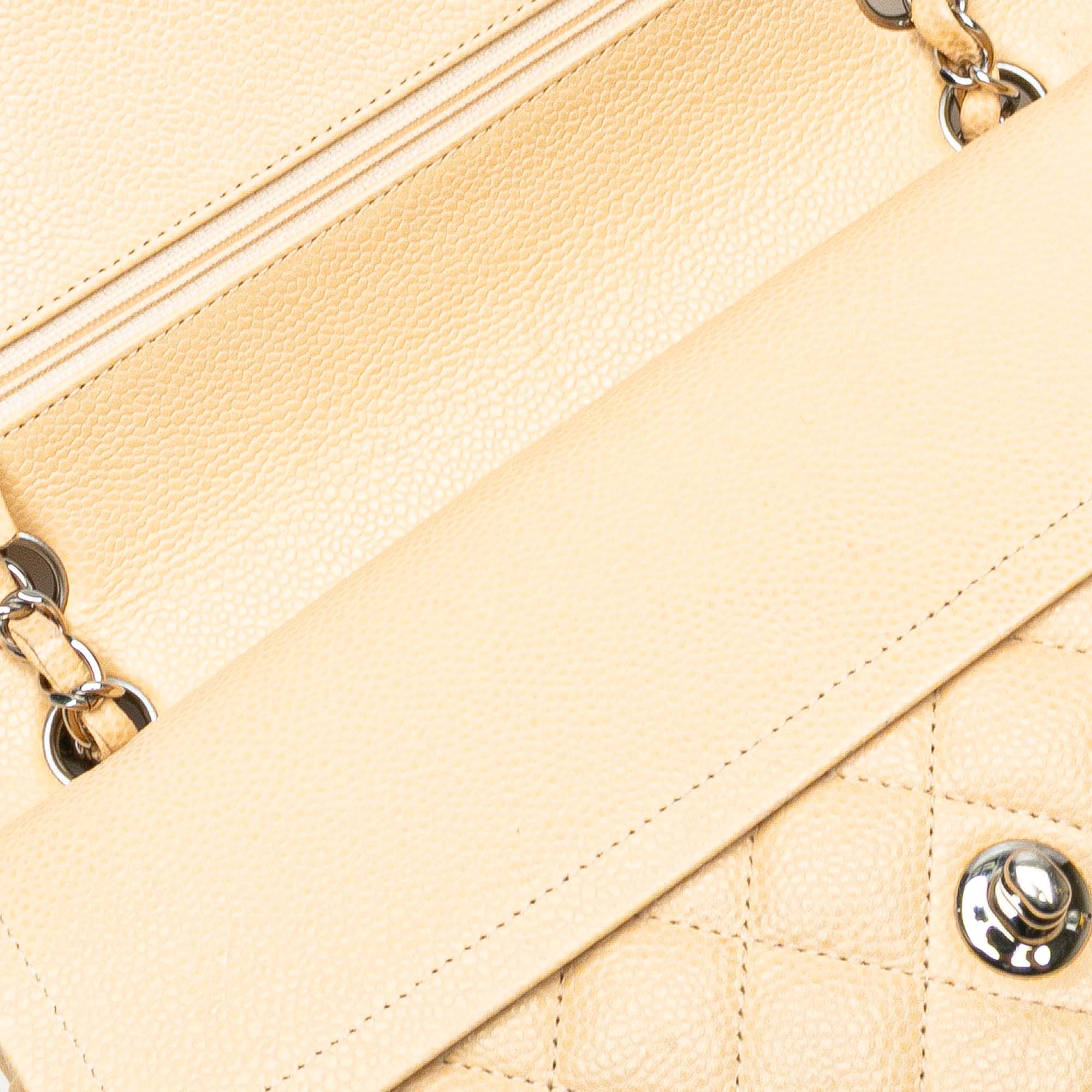 Chanel Medium Classic Caviar Double Flap - image 7
