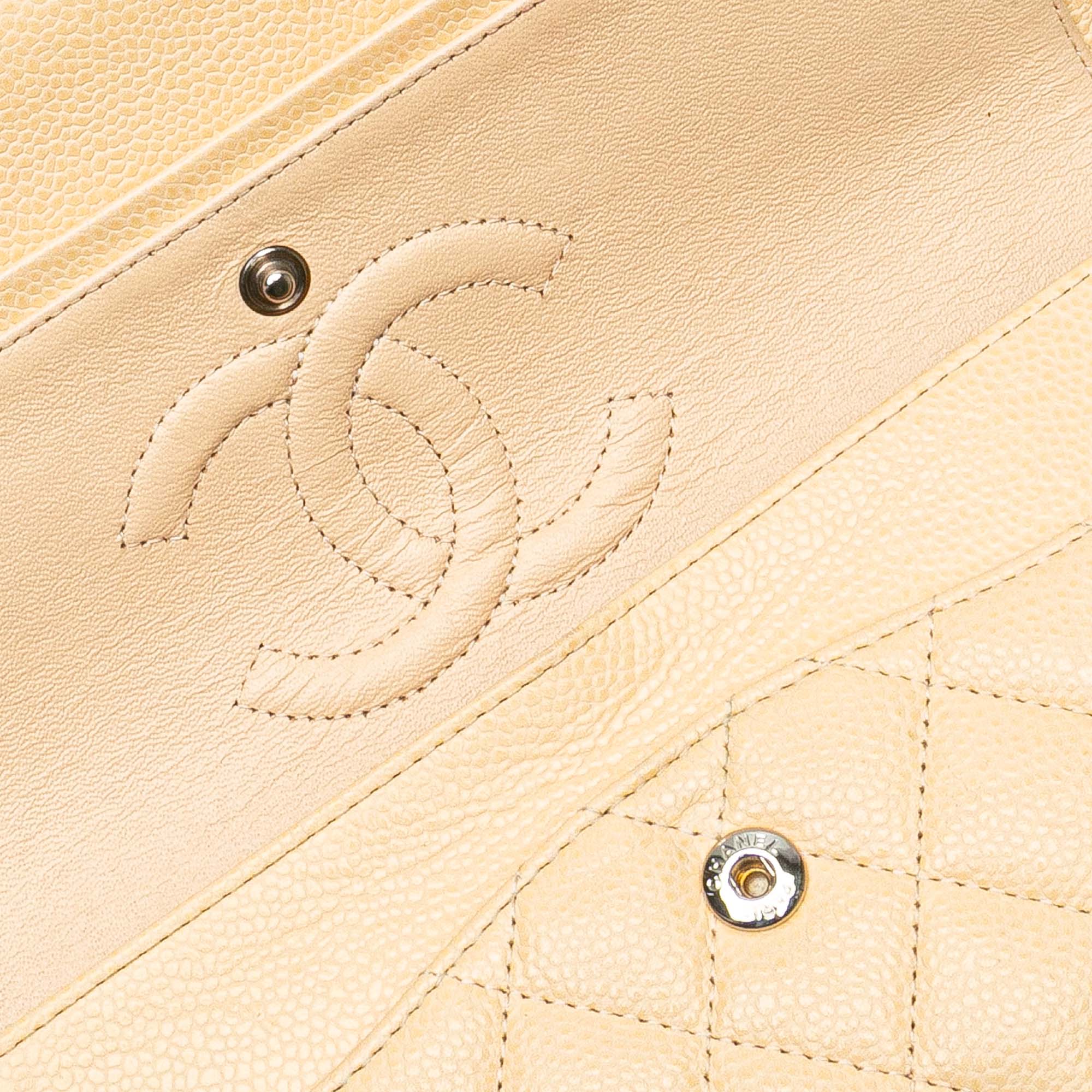 Chanel Medium Classic Caviar Double Flap - image 8