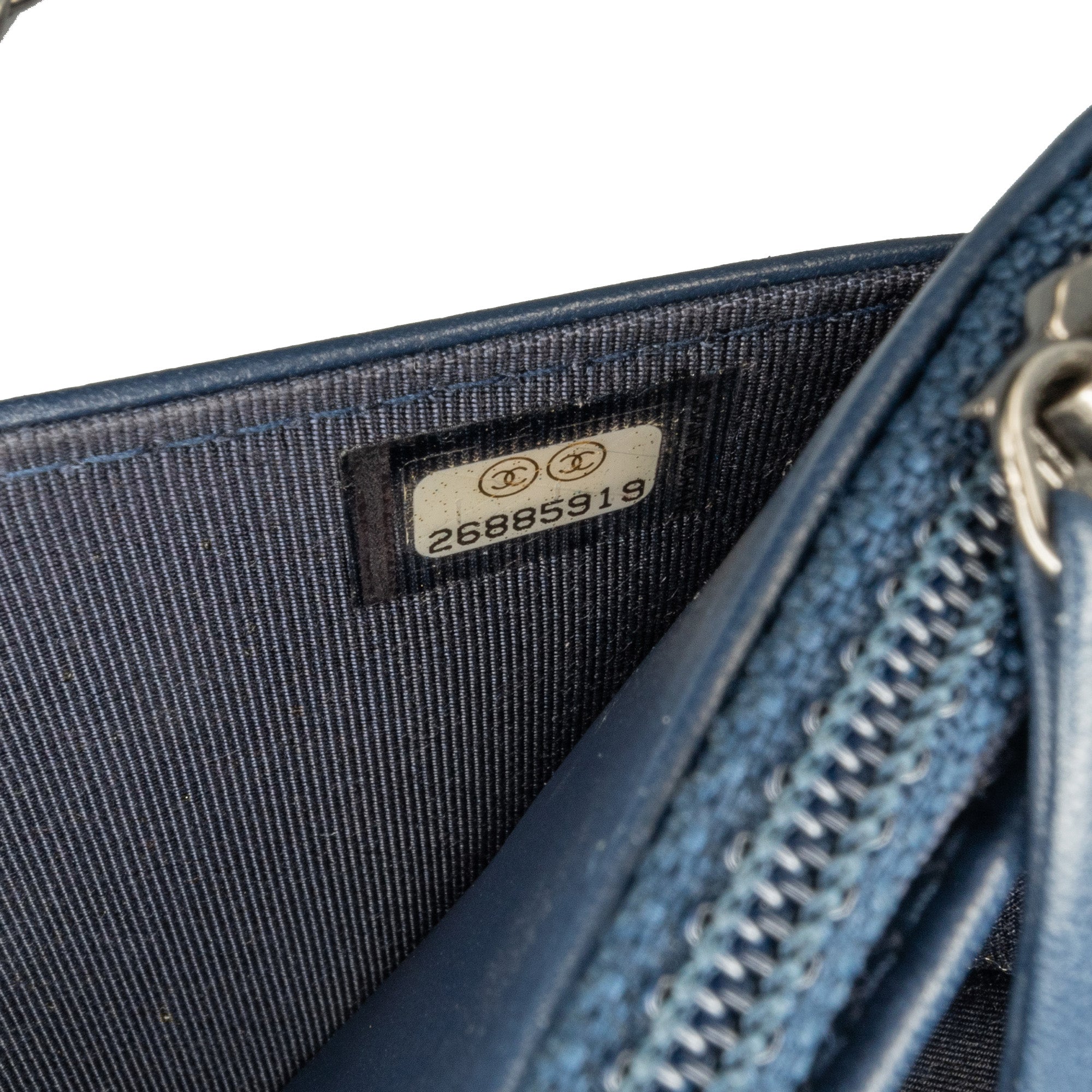 Chanel Quilted Aged Calfskin Gabrielle Wallet On Chain - image 6