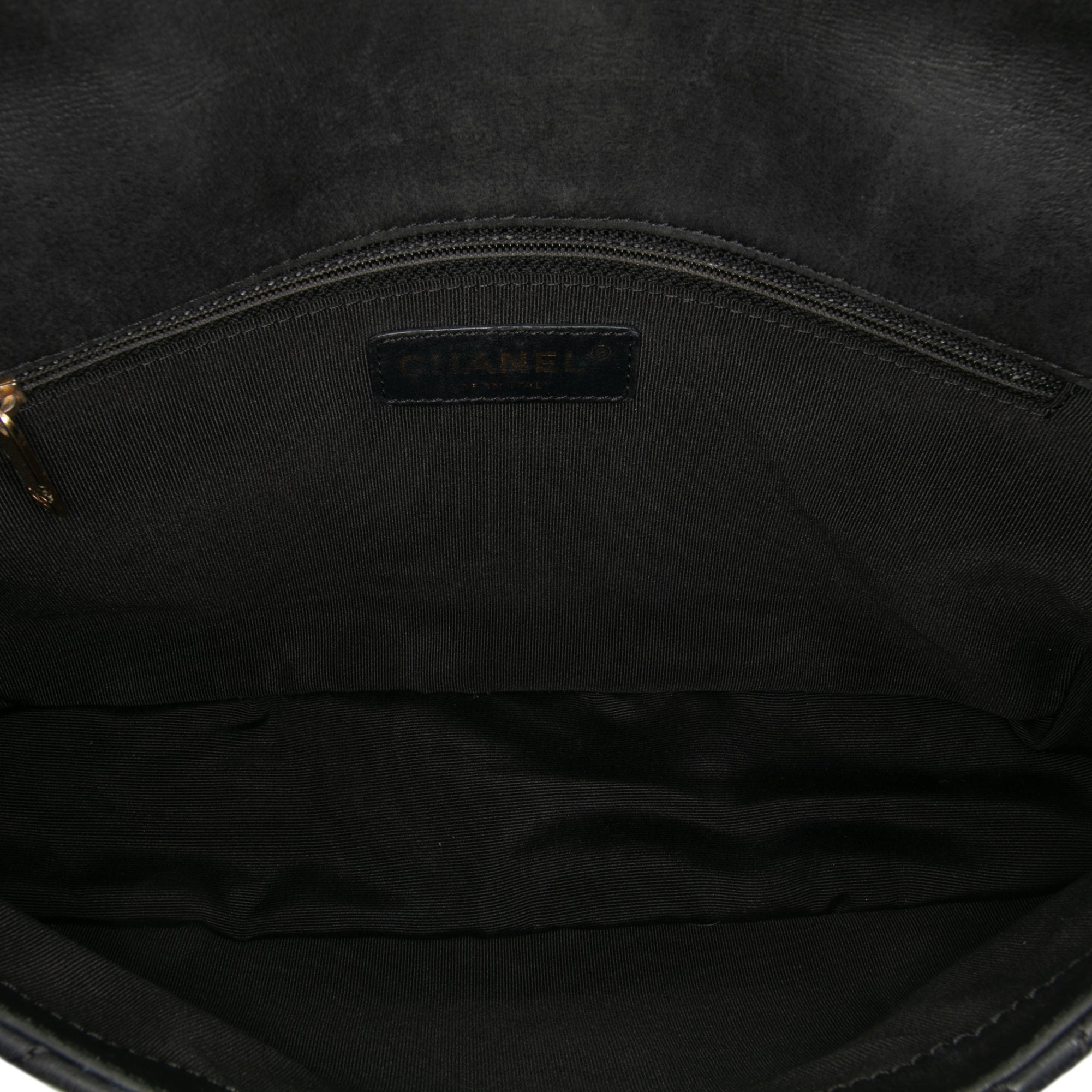 Chanel Medium Quilted Aged Calfskin Chain Me Flap - image 4