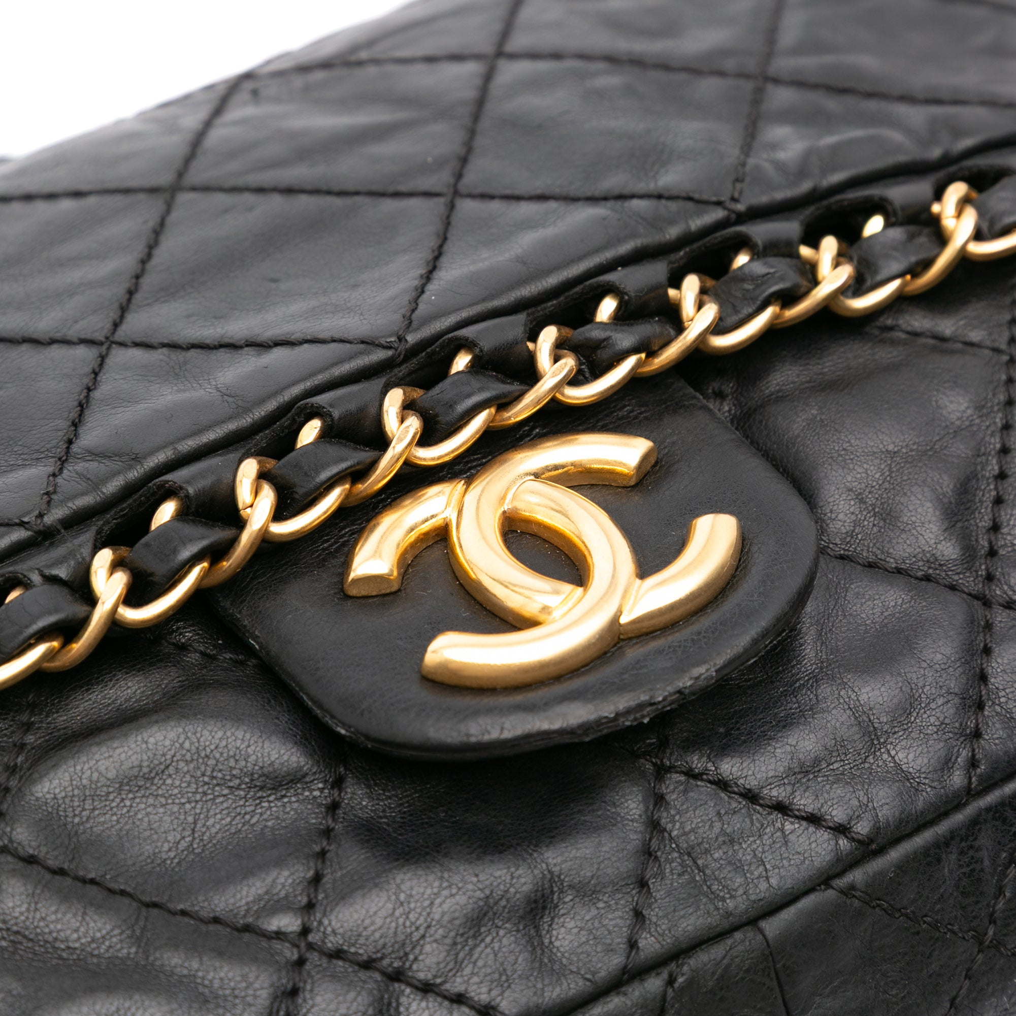 Chanel Medium Quilted Aged Calfskin Chain Me Flap - image 7