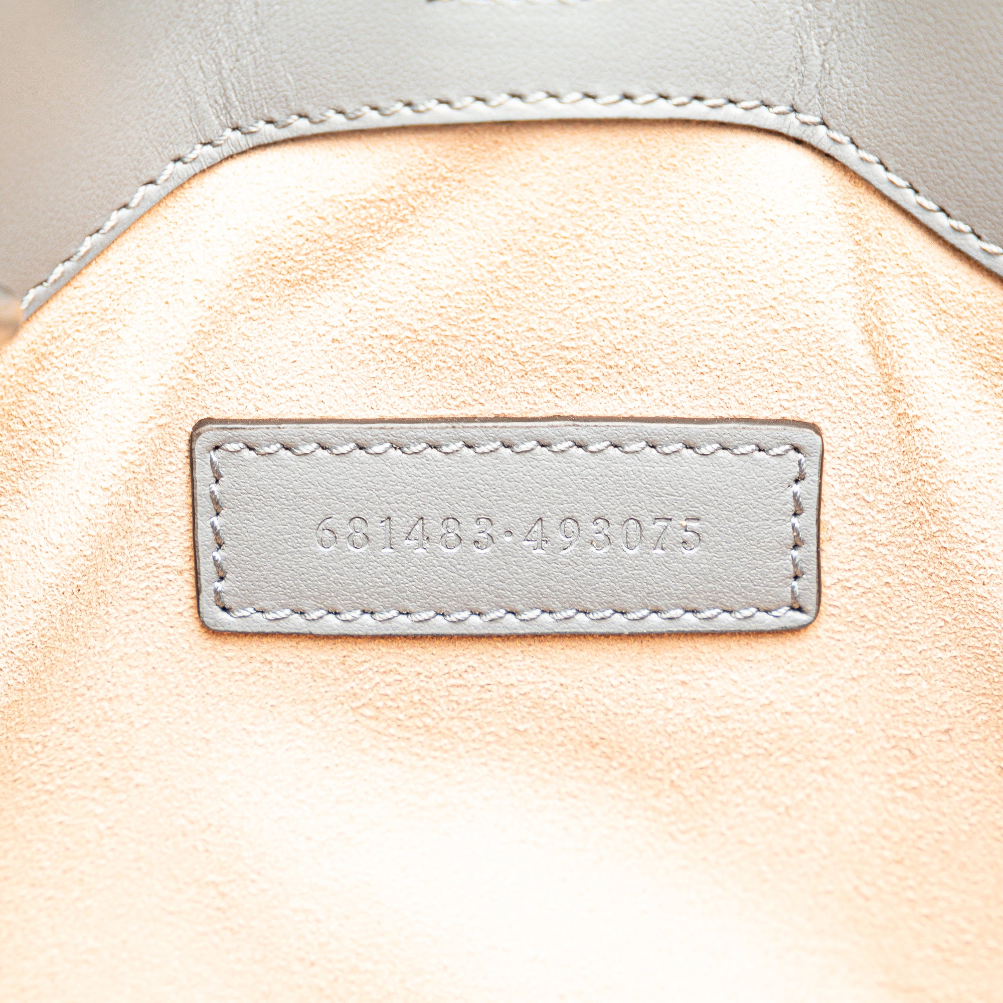 Gucci Small GG Marmont Matelasse Leather Aria Chain Tote - image 6