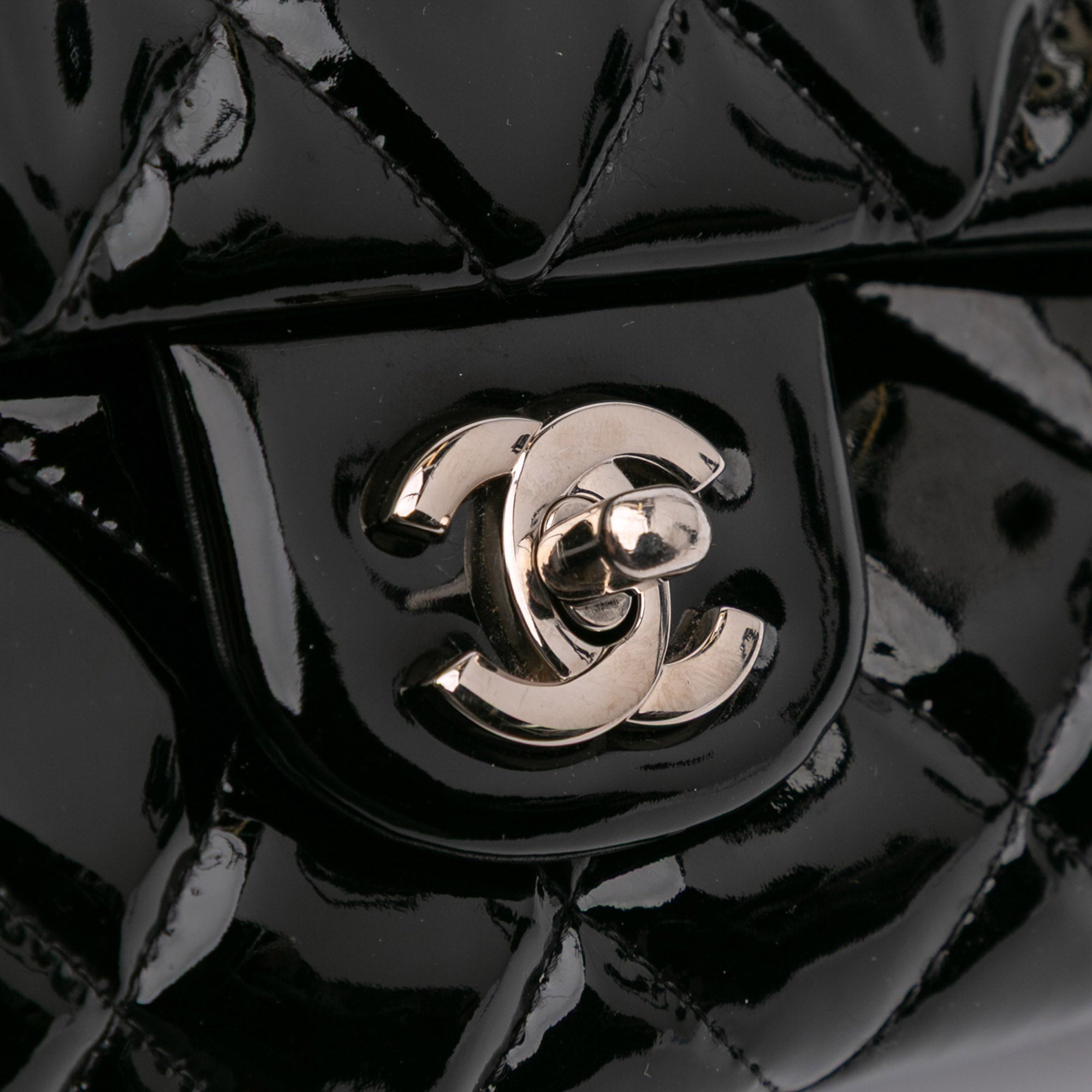 Chanel CC Quilted Patent Flap Clutch with Chain - image 8