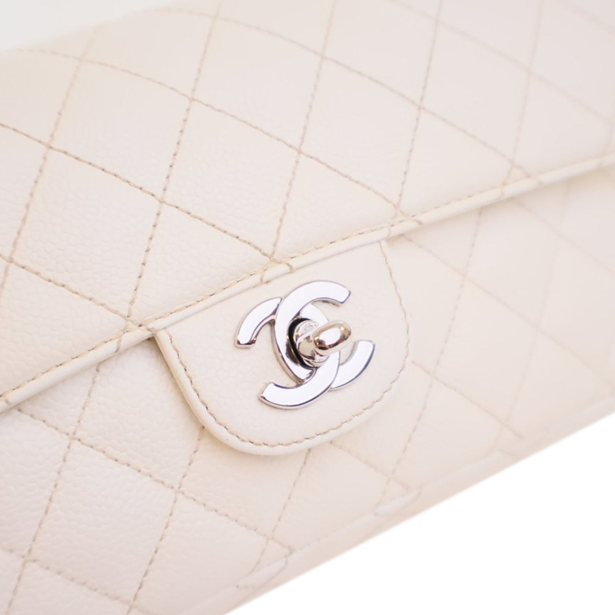 Chanel Classic Caviar East West Single Flap - image 7