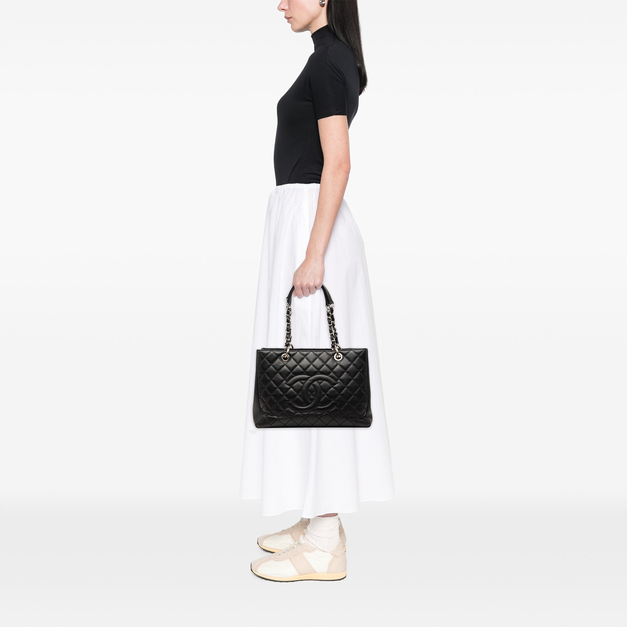 Chanel Caviar Grand Shopping Tote - image 7