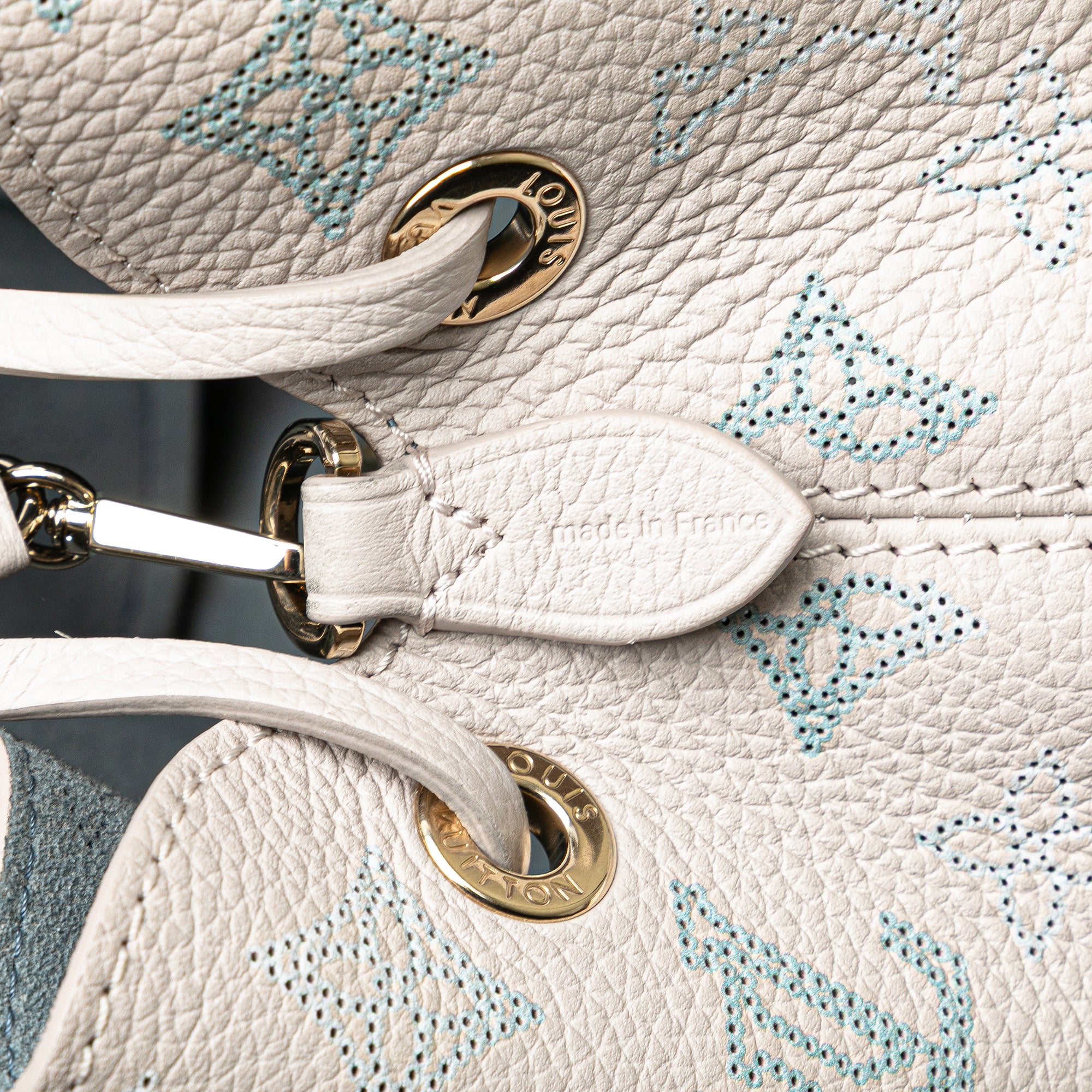 Louis Vuitton Monogram Mahina Bella - image 5