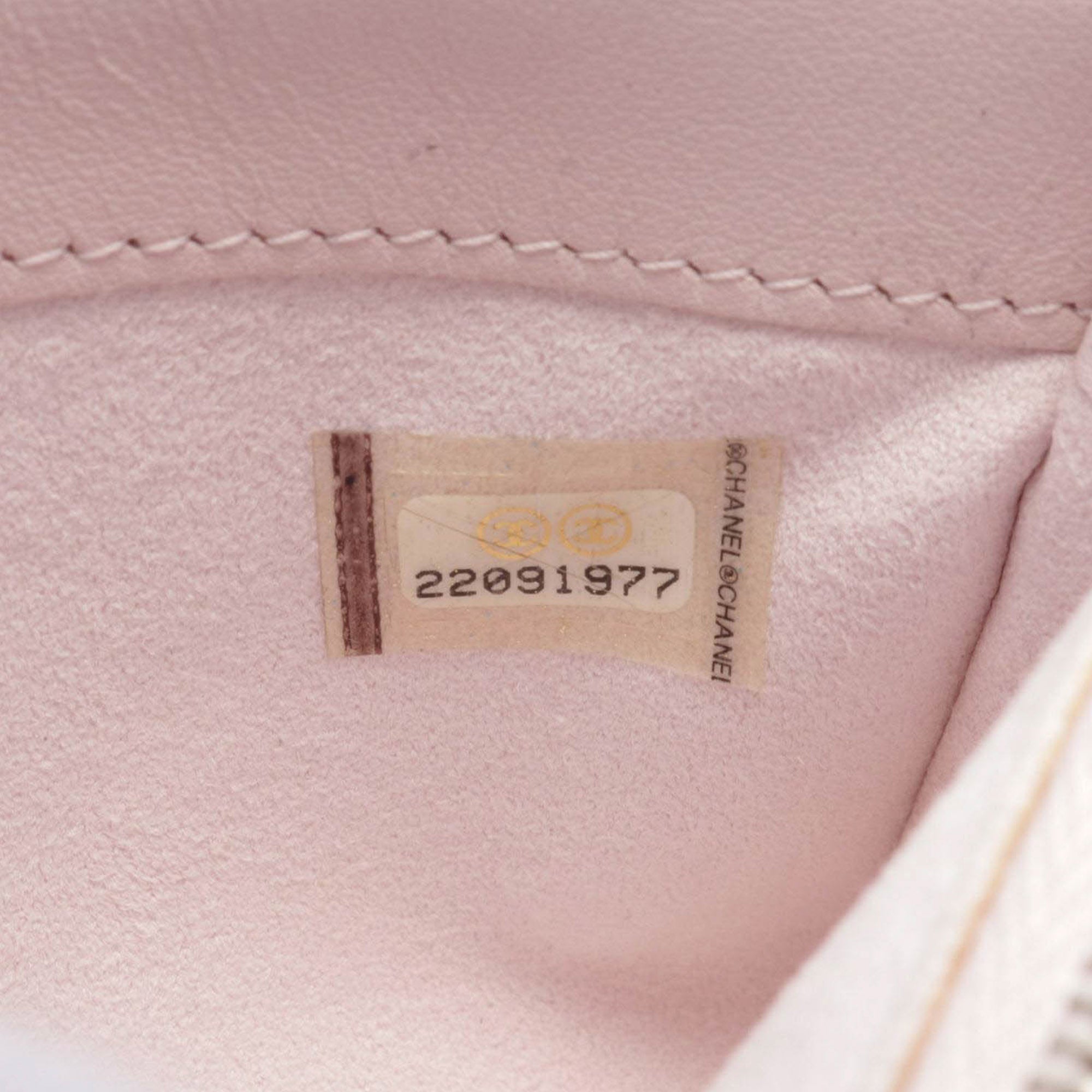Chanel Raffia Deauville Phone Clutch on Chain - image 4