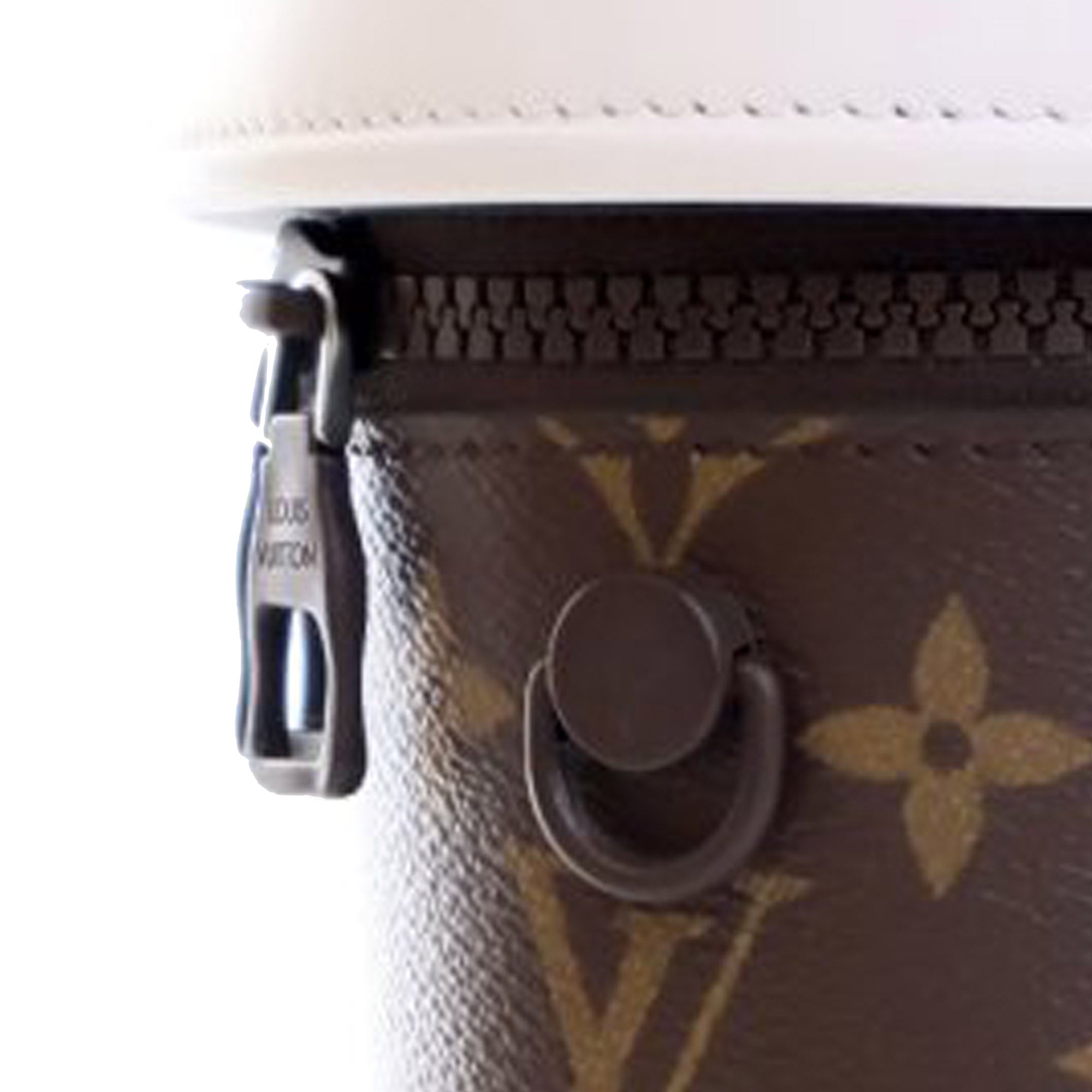 Louis Vuitton Monogram Coffee Cup Pouch - image 13