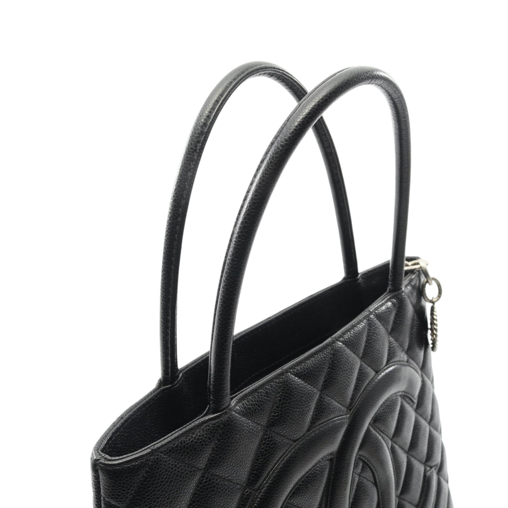 Chanel Caviar Medallion Tote - image 10