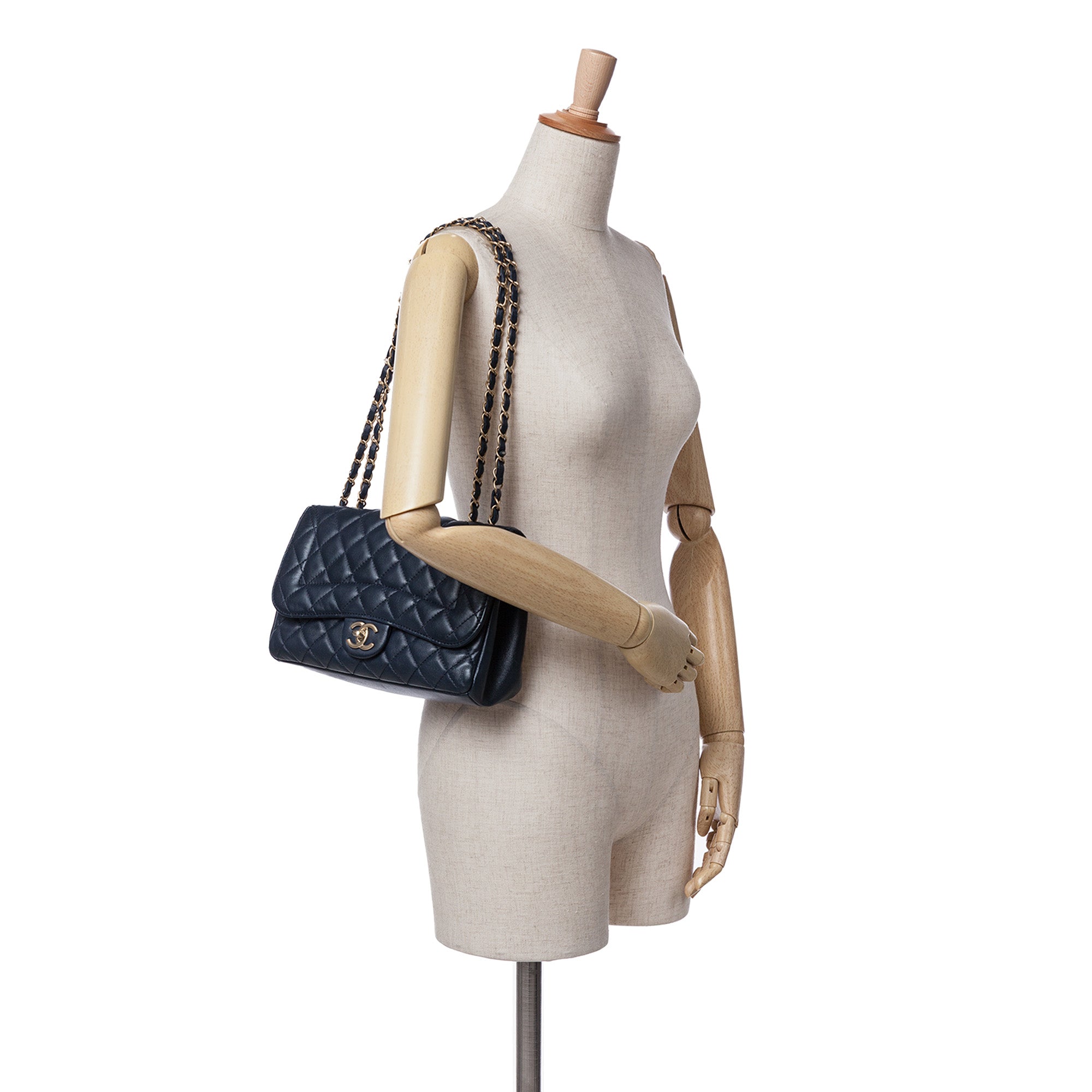 Chanel Medium Quilted Lambskin Mademoiselle Chic Flap - image 9