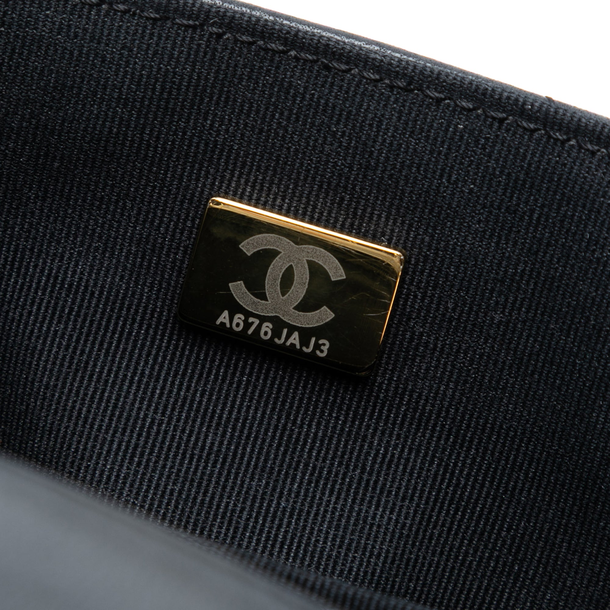 Chanel Quilted Lambskin Crush on Chains Flap - image 6