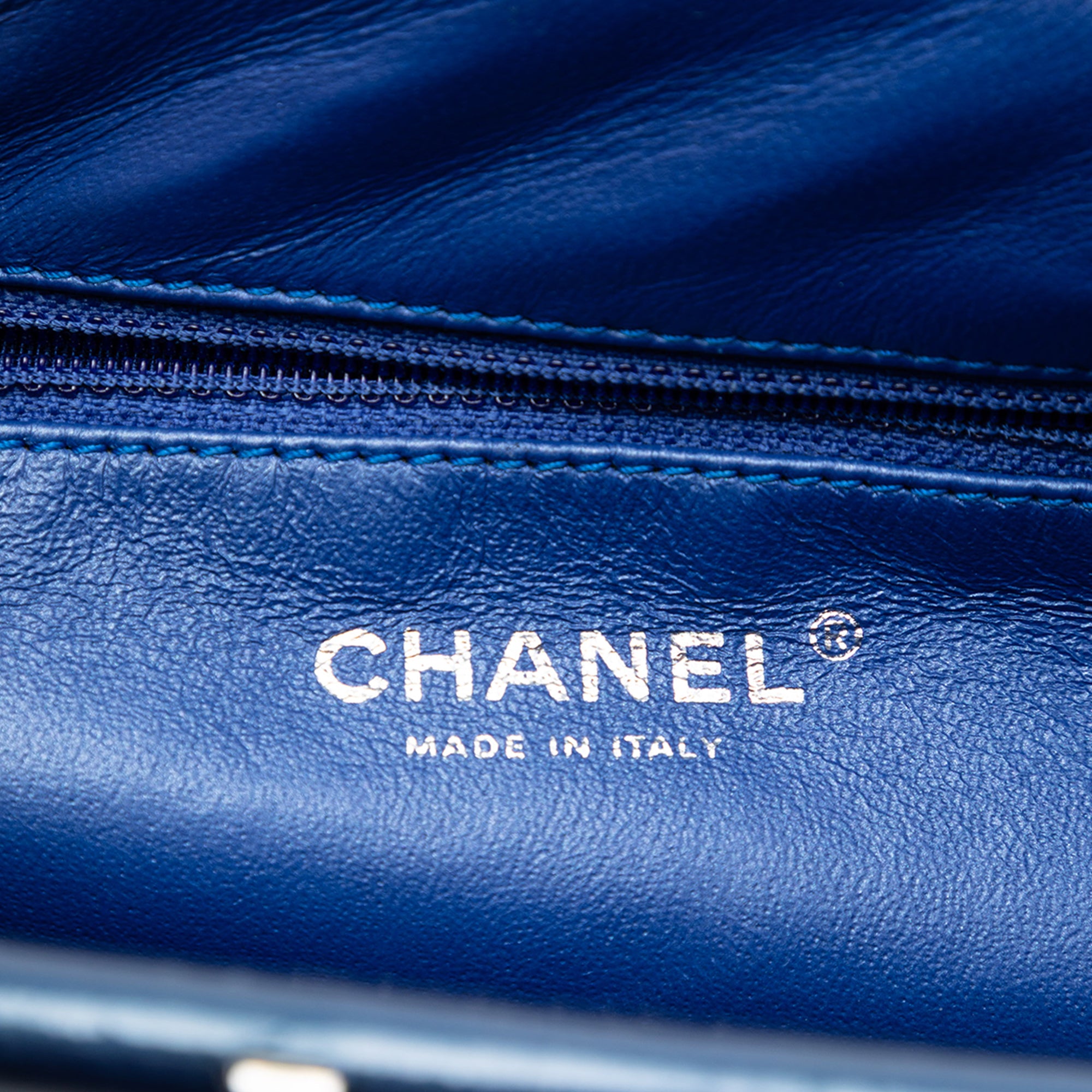 Chanel Quilted Patent Timeless Kiss Lock Clutch - image 5