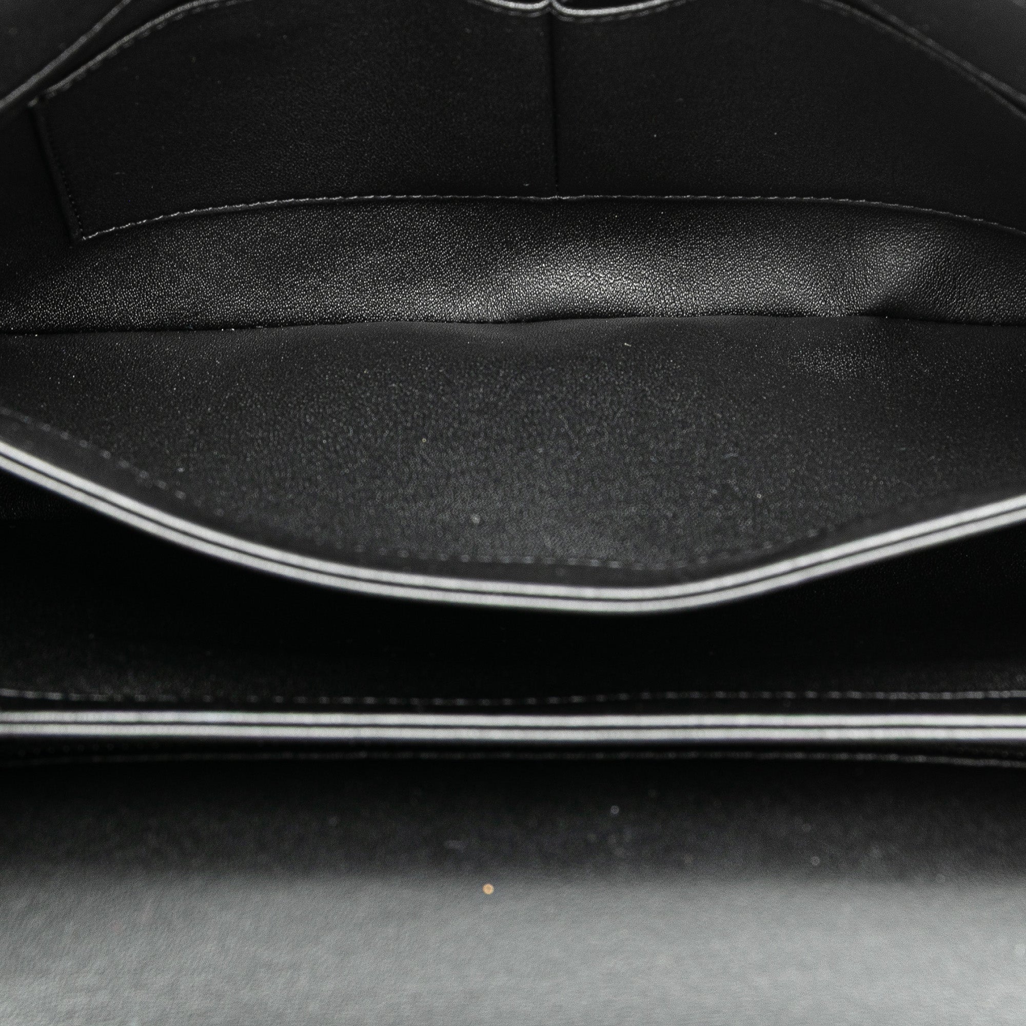 Chanel Medium Lambskin Trendy CC Flap - image 4