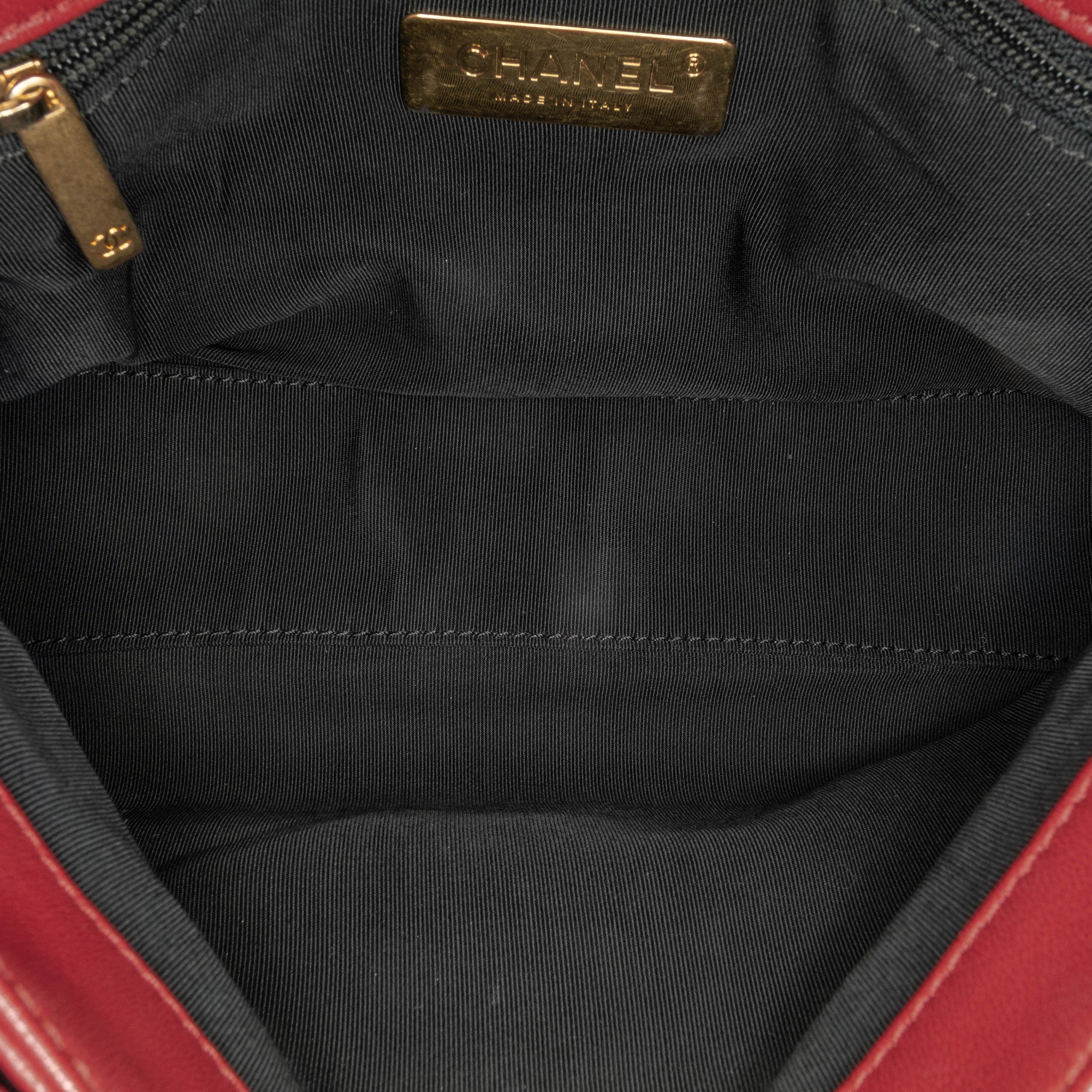 Chanel Small Quilted Lambskin Chain Link Flap - image 6
