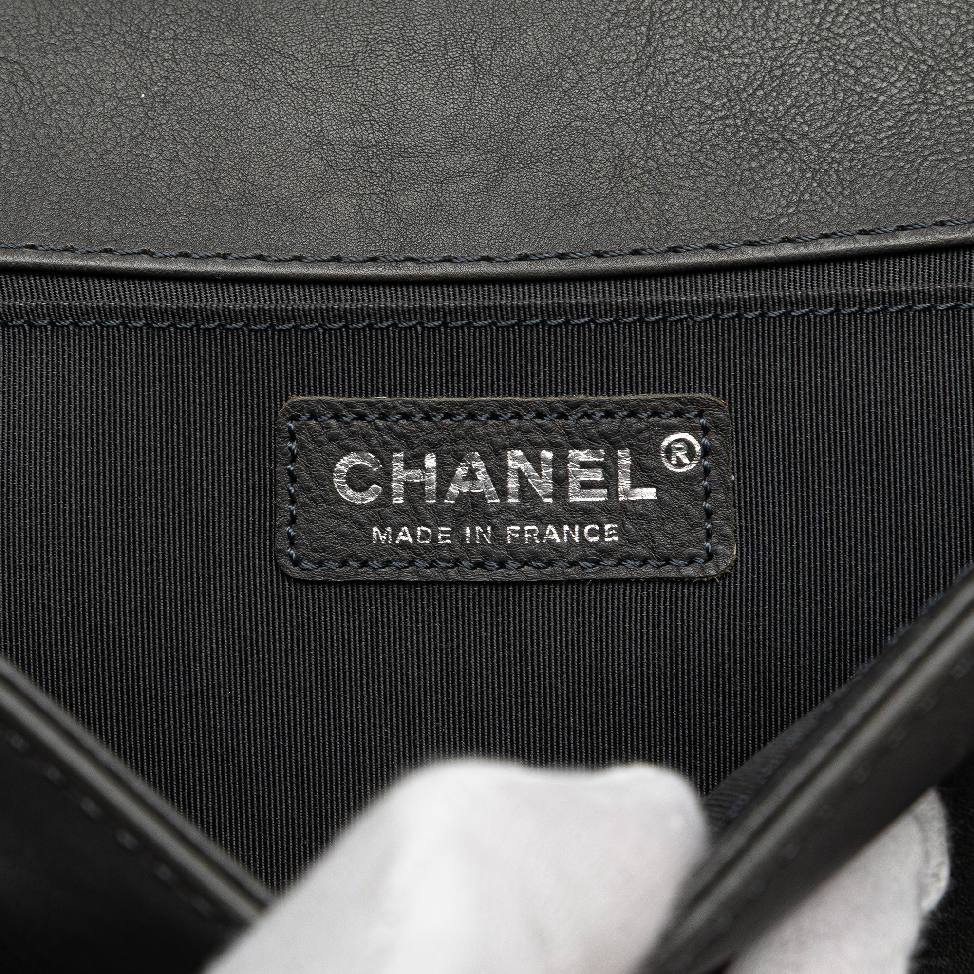 Chanel Paris Dallas Old Medium Quilted Calfskin Cowboy Boy Flap - image 5