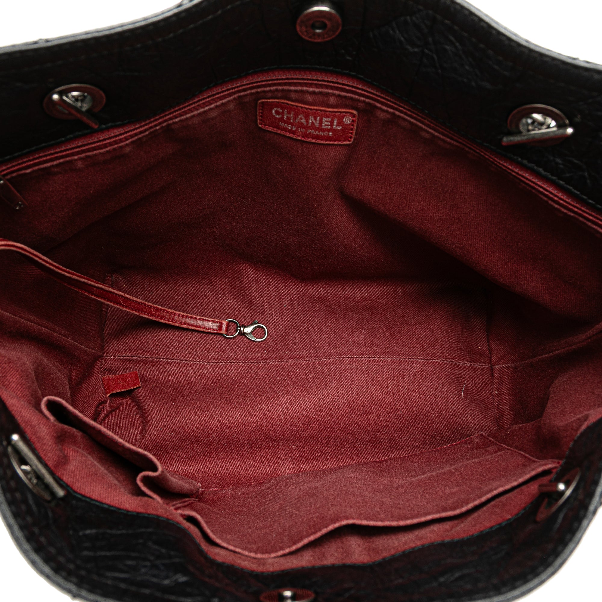 Chanel Distressed Calfskin Shopping In Moscow Tote - image 4