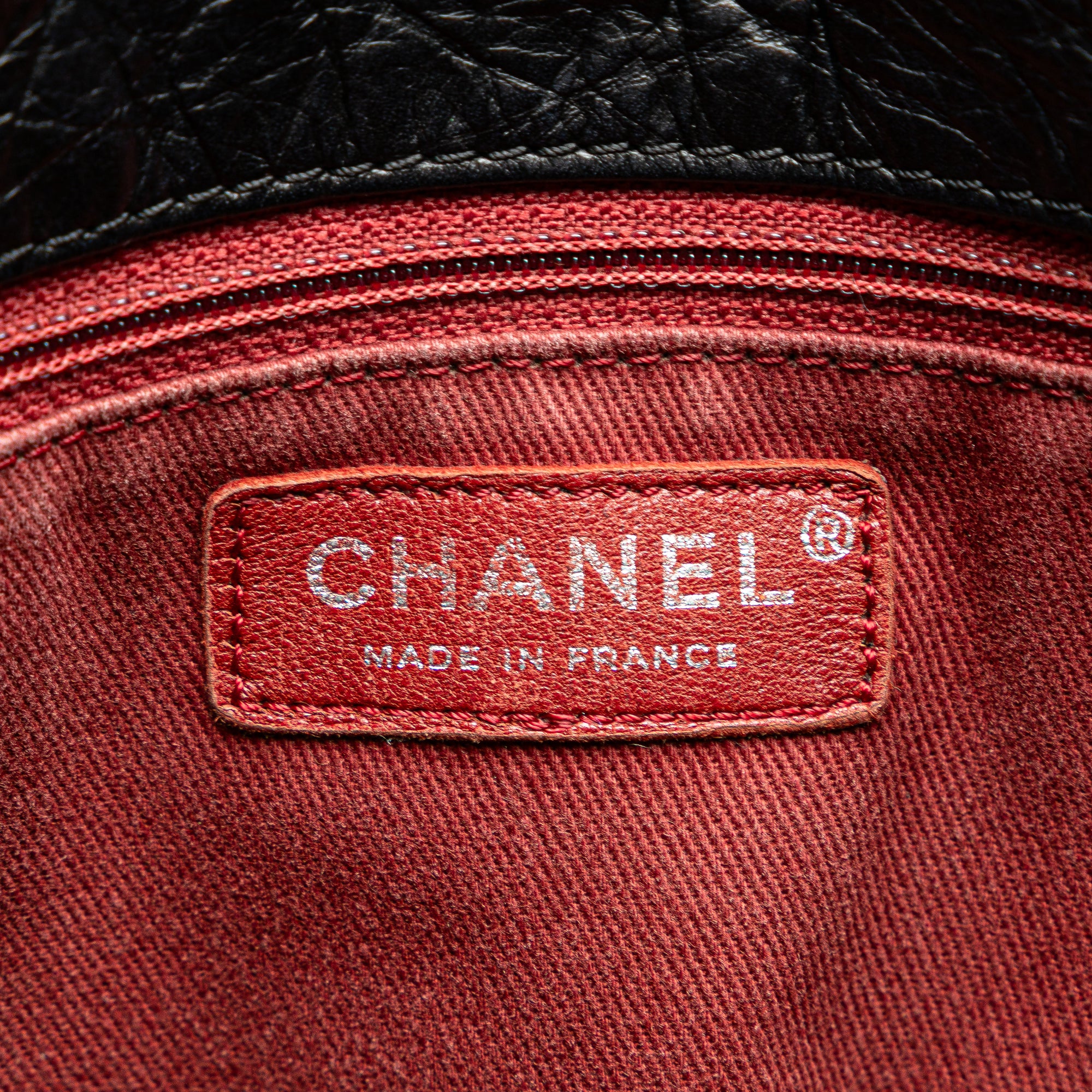 Chanel Distressed Calfskin Shopping In Moscow Tote - image 5