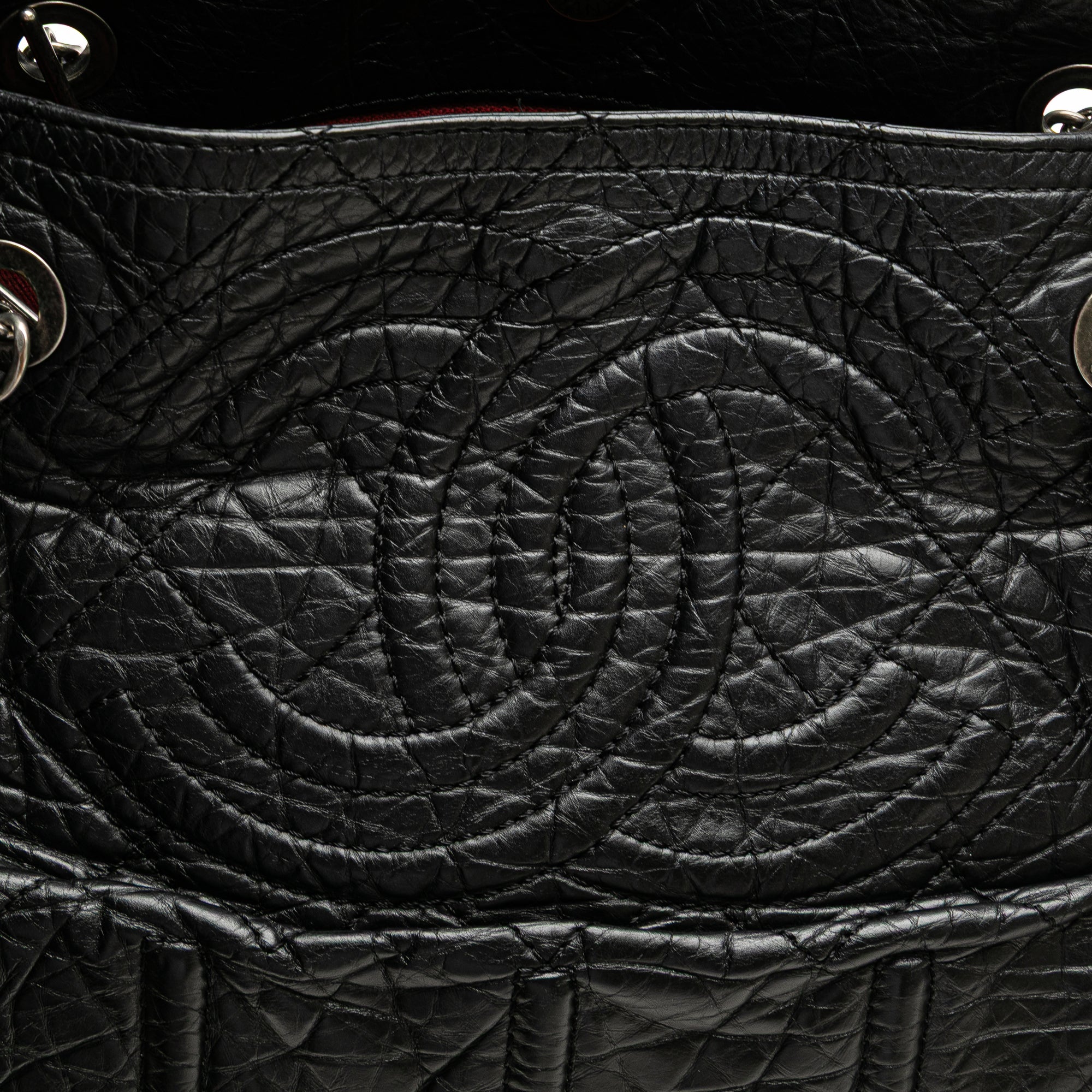 Chanel Distressed Calfskin Shopping In Moscow Tote - image 8