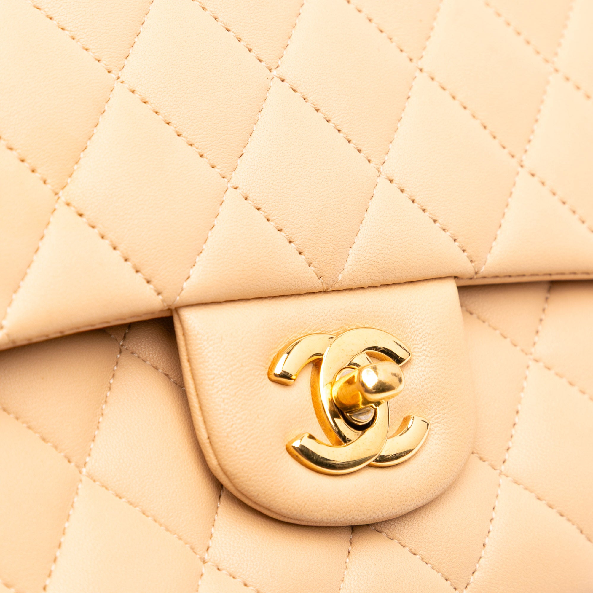 Chanel Medium Classic Lambskin Double Flap - image 9