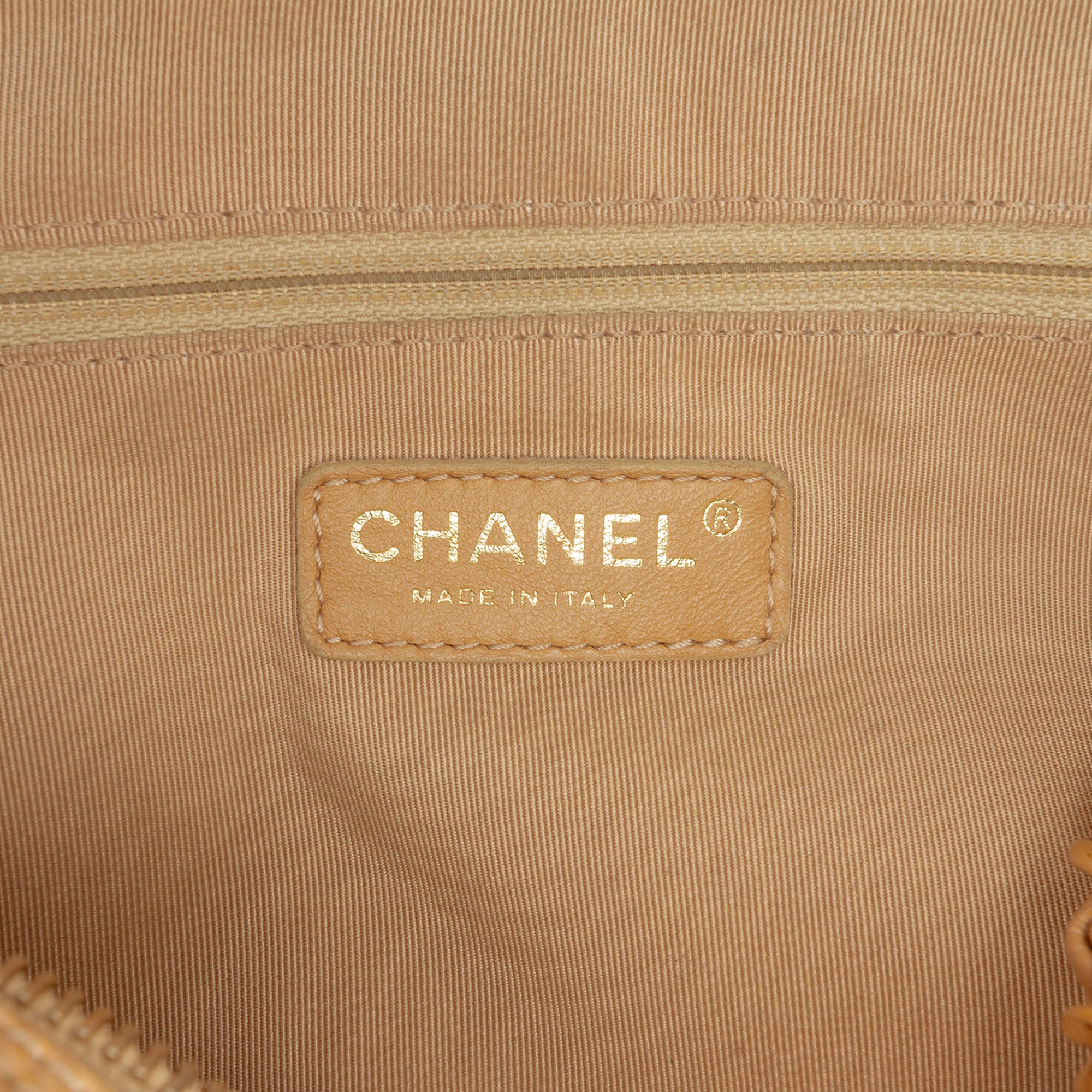 Chanel Petite Caviar Timeless Tote - image 5