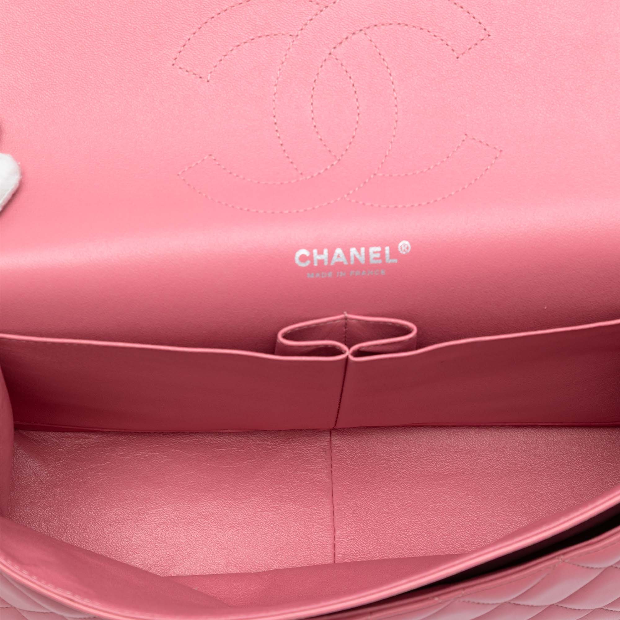 Chanel Jumbo Classic Lambskin Double Flap - image 4