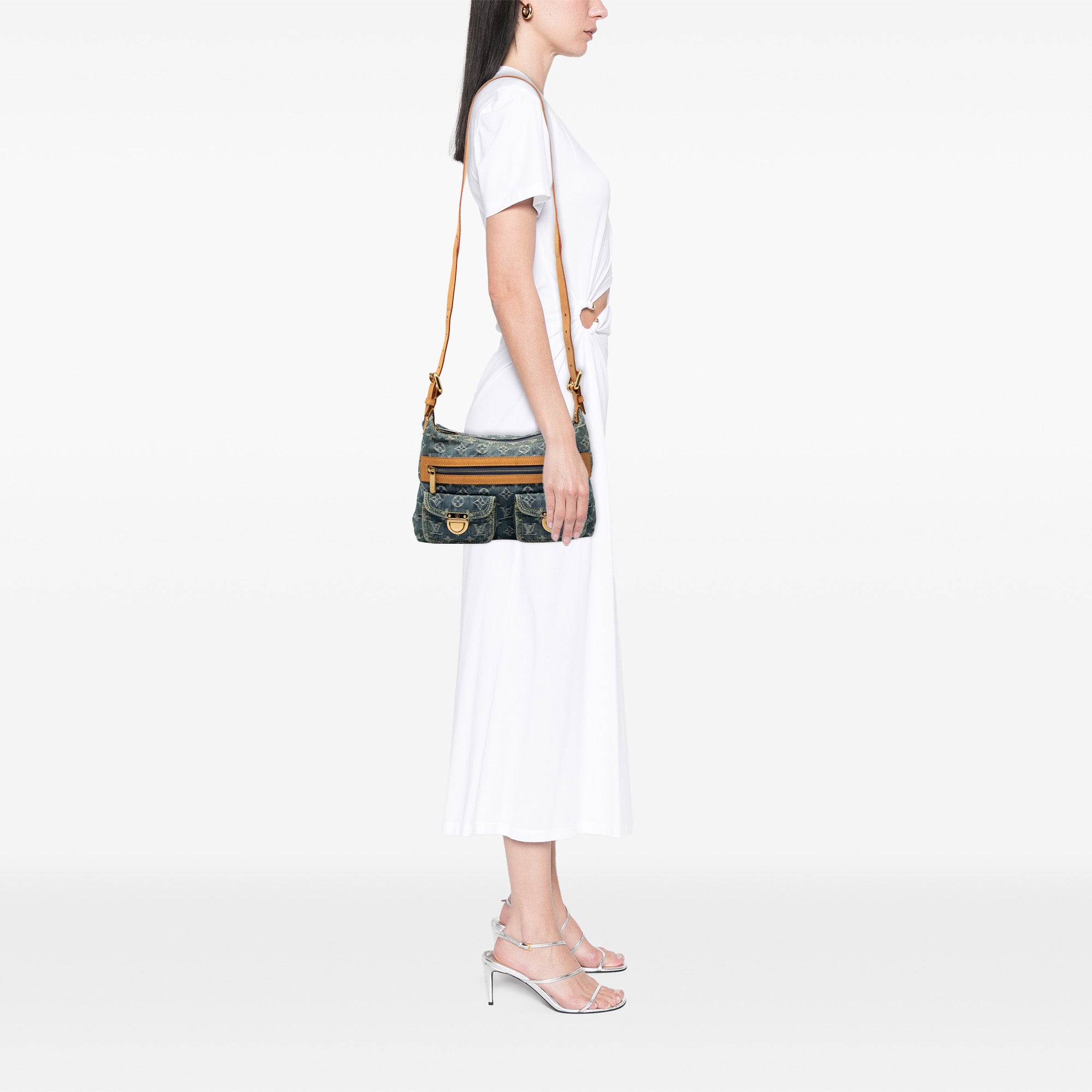 Louis Vuitton Monogram Denim Baggy PM - image 7