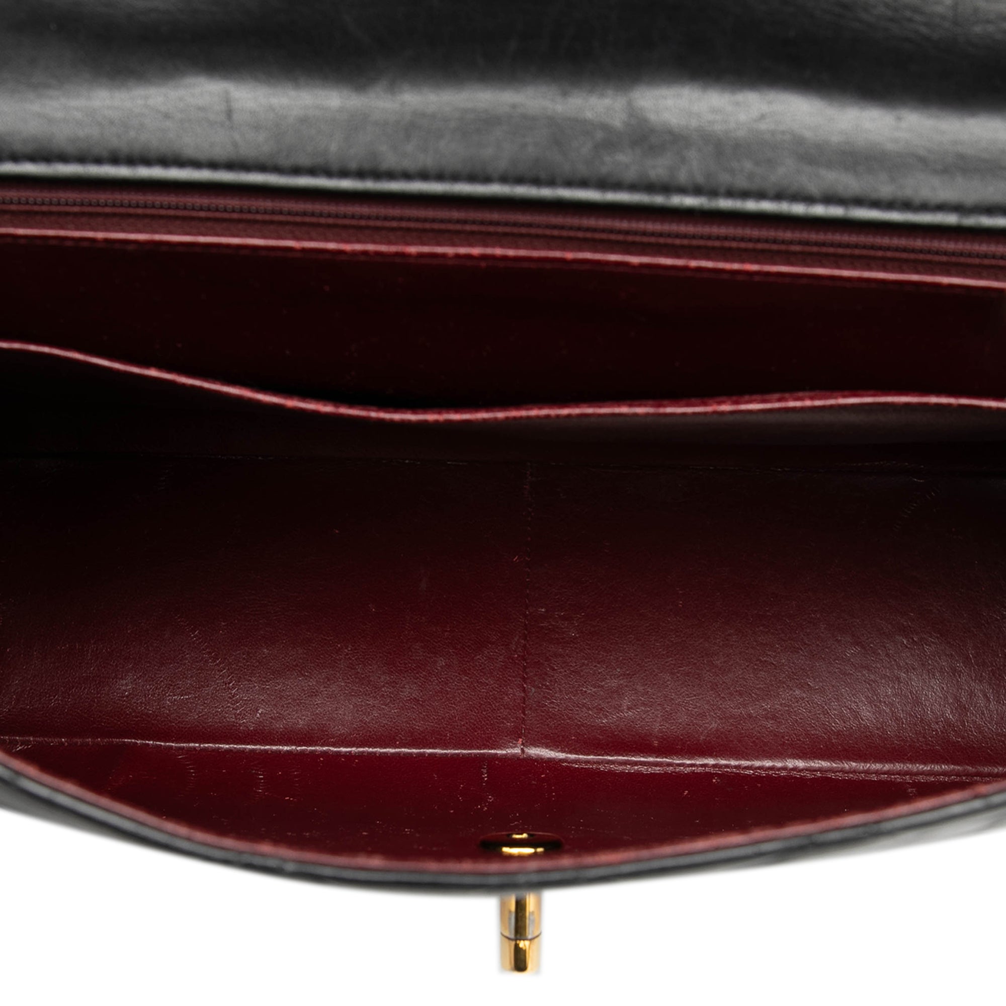 Chanel Maxi XL Classic Lambskin Single Flap - image 4