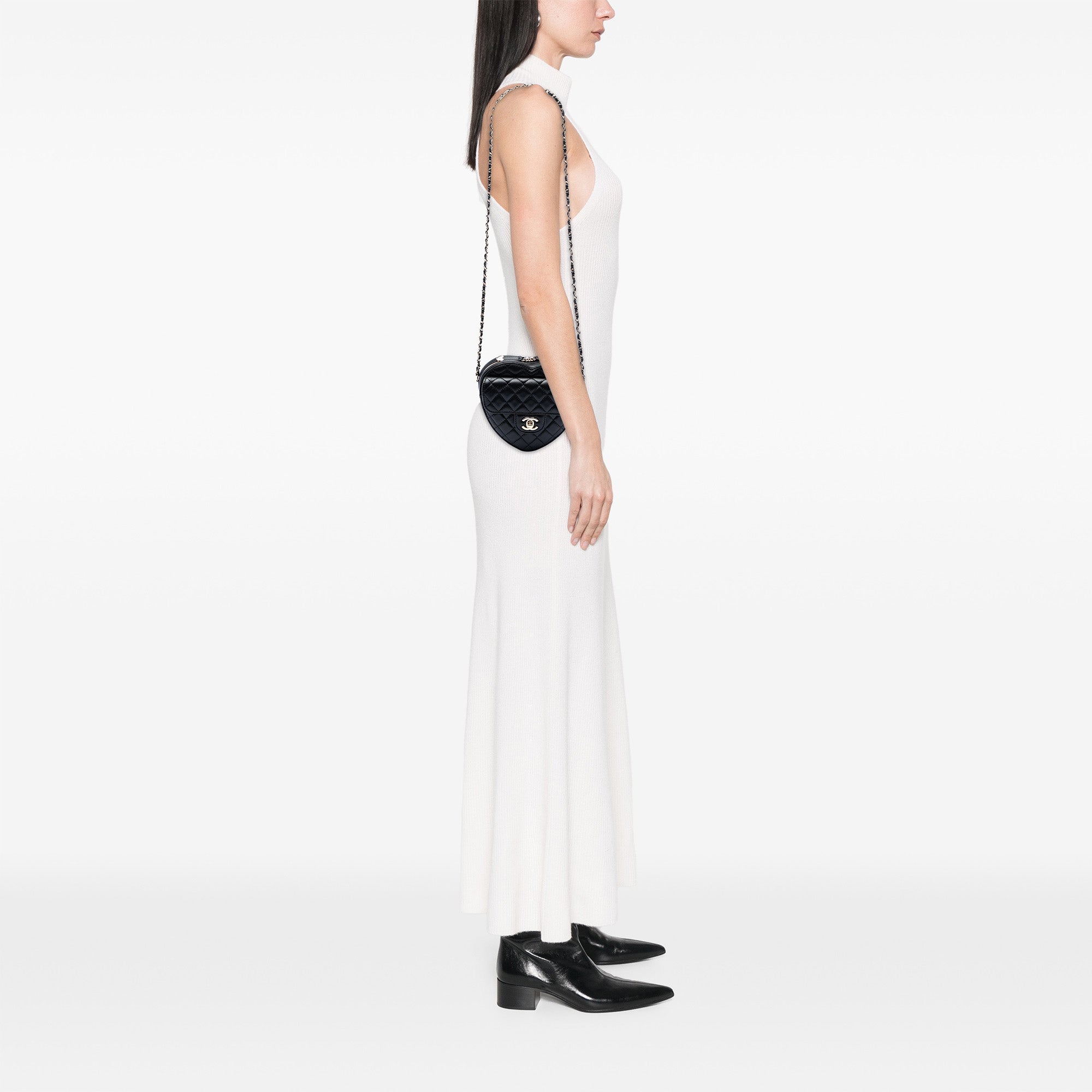Chanel Lambskin CC in Love Heart Crossbody - image 5