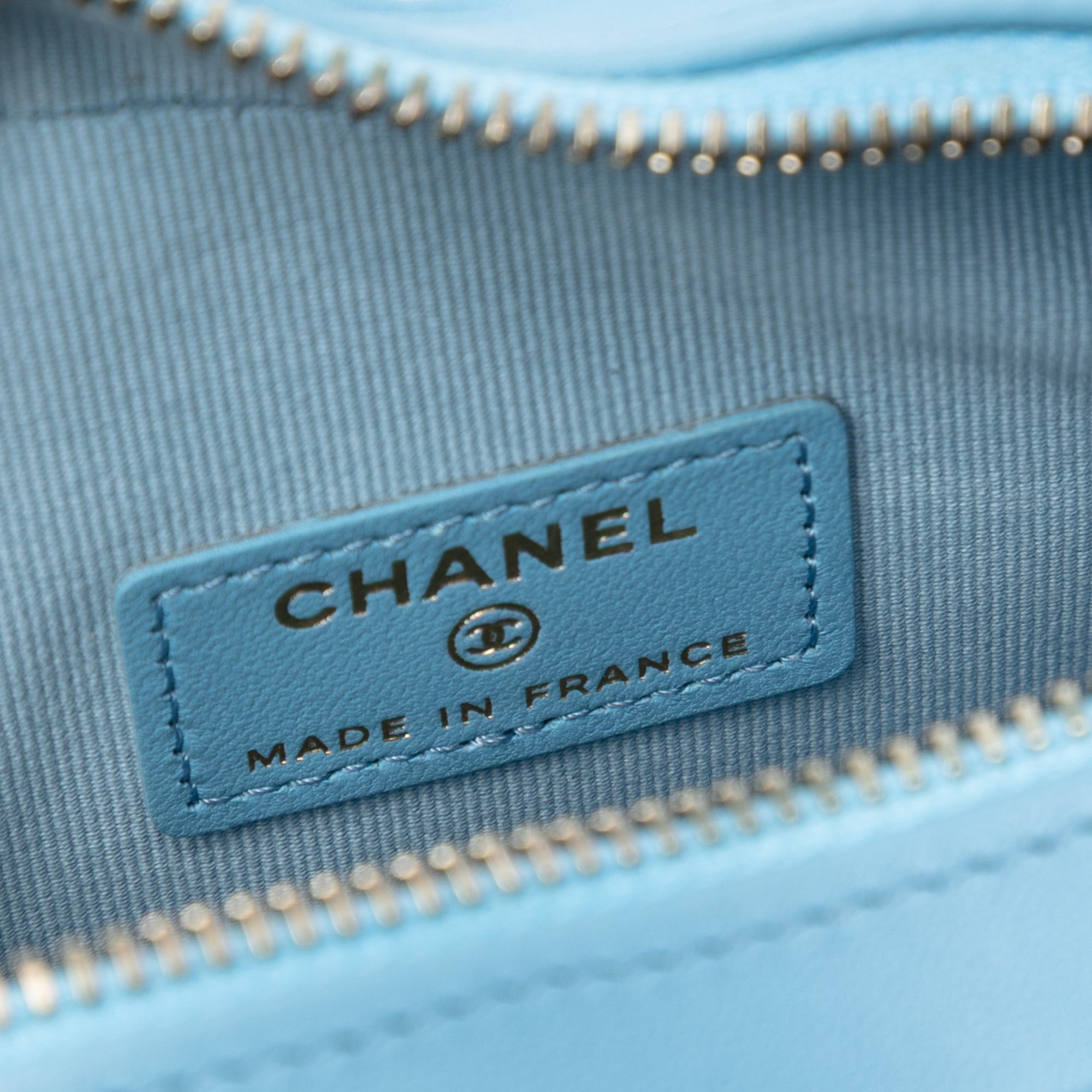 Chanel Mini Lambskin CC in Love Heart Crossbody - image 5