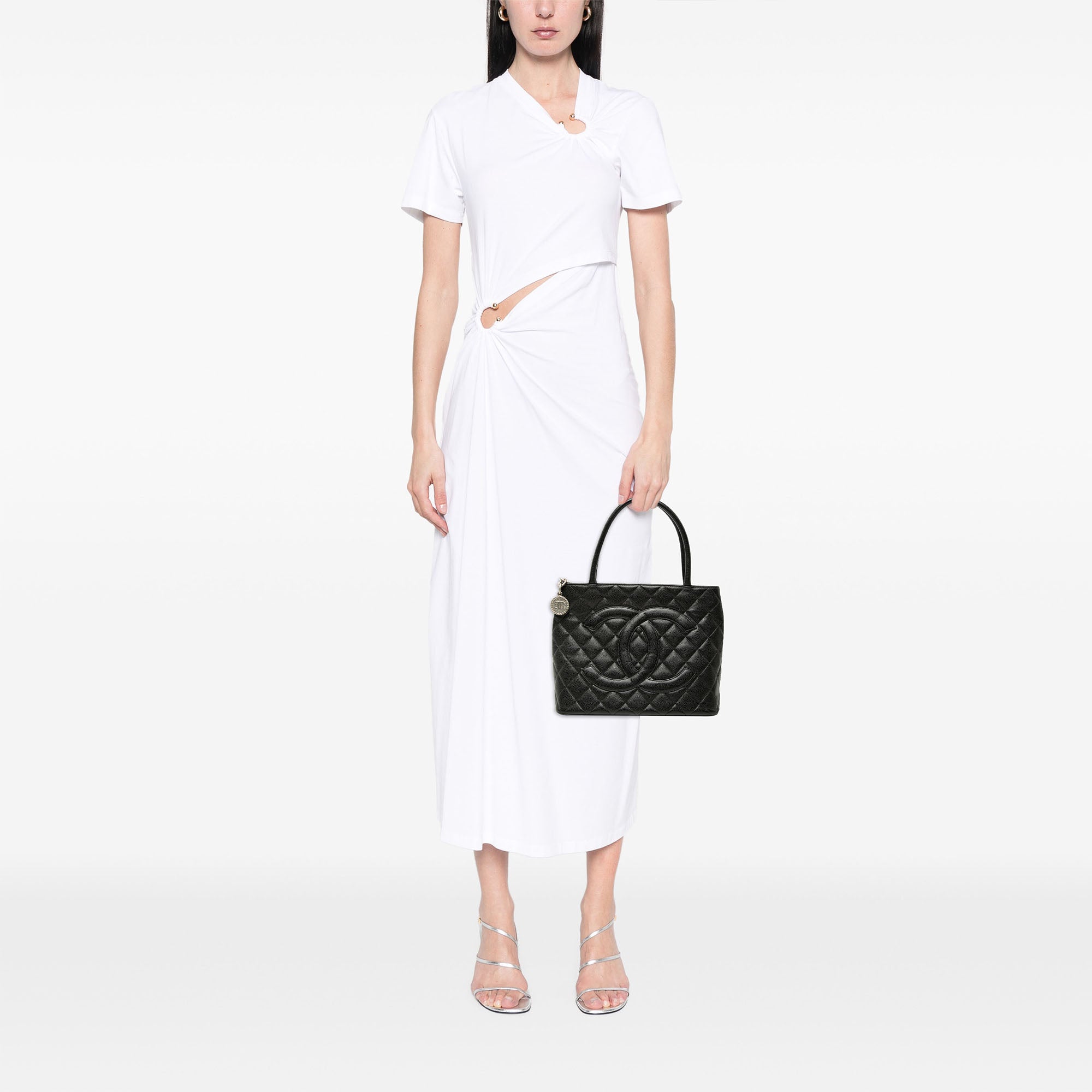 Chanel Caviar Medallion Tote - image 7