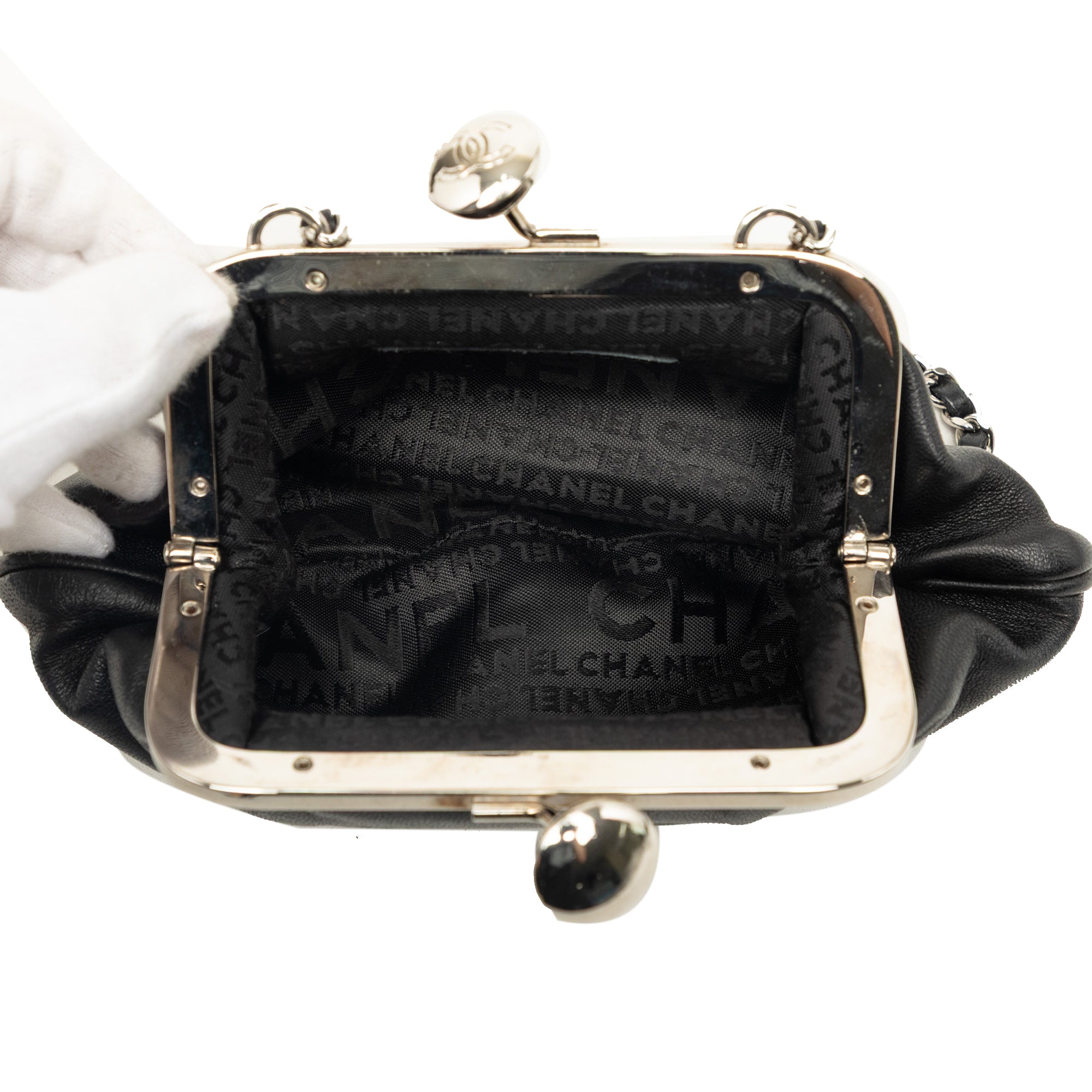 Chanel CC Lambskin Kiss Lock Evening Clutch with Chain - image 4