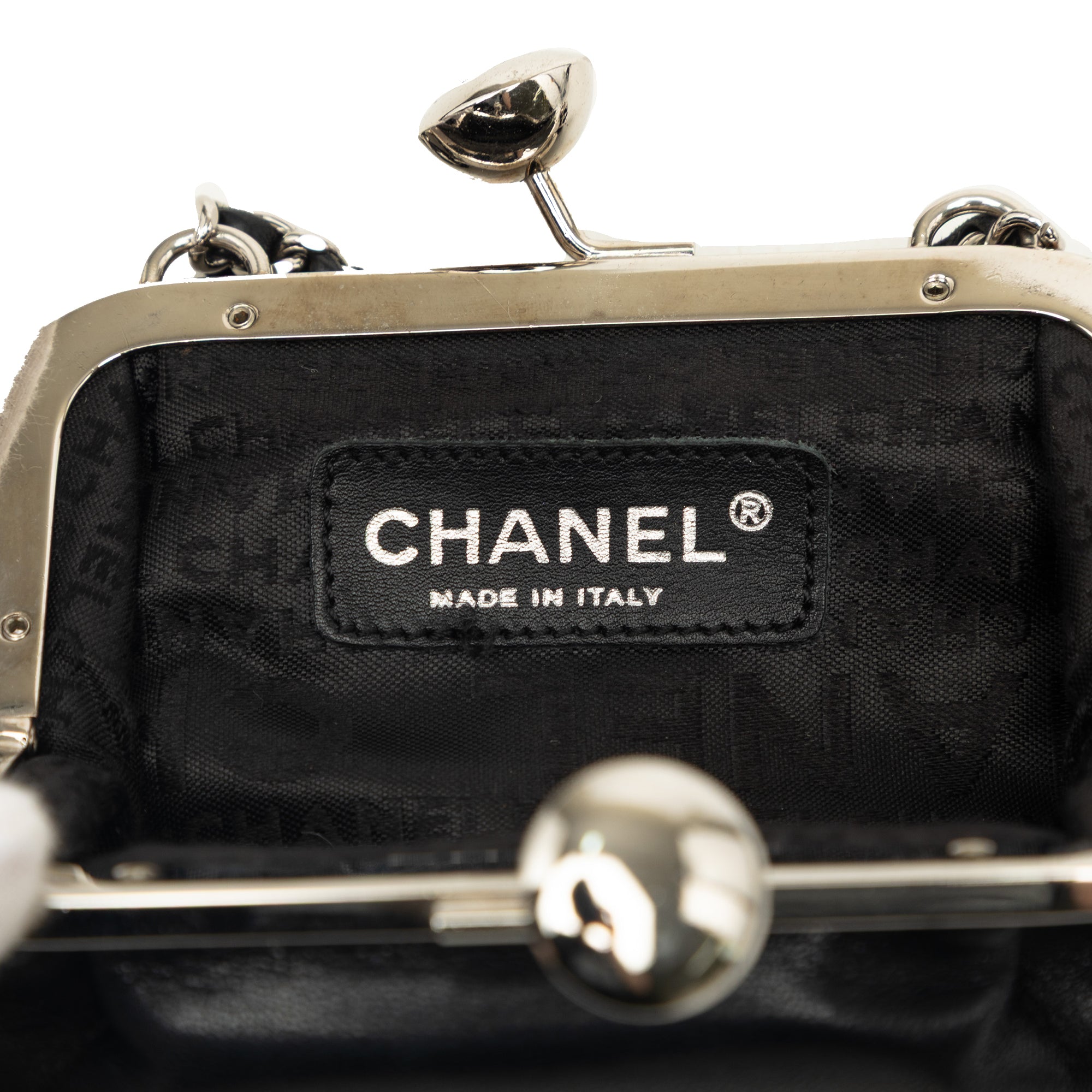 Chanel CC Lambskin Kiss Lock Evening Clutch with Chain - image 5