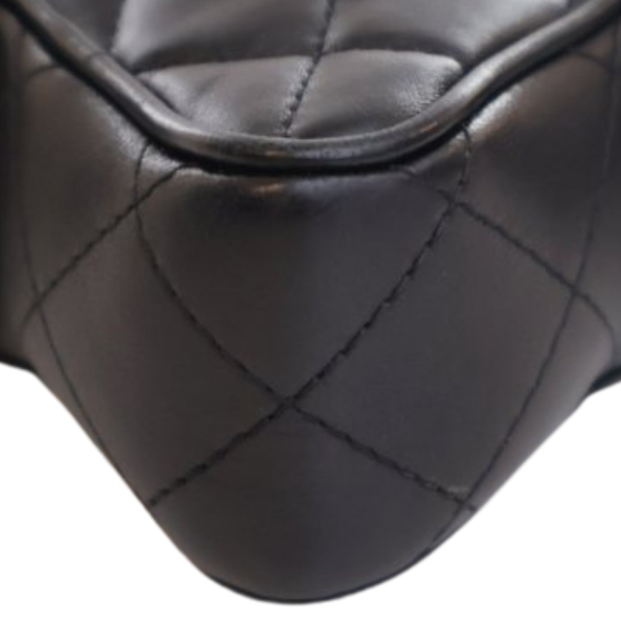 Chanel Quilted Lambskin Walk Of Fame Star Crossbody - image 7