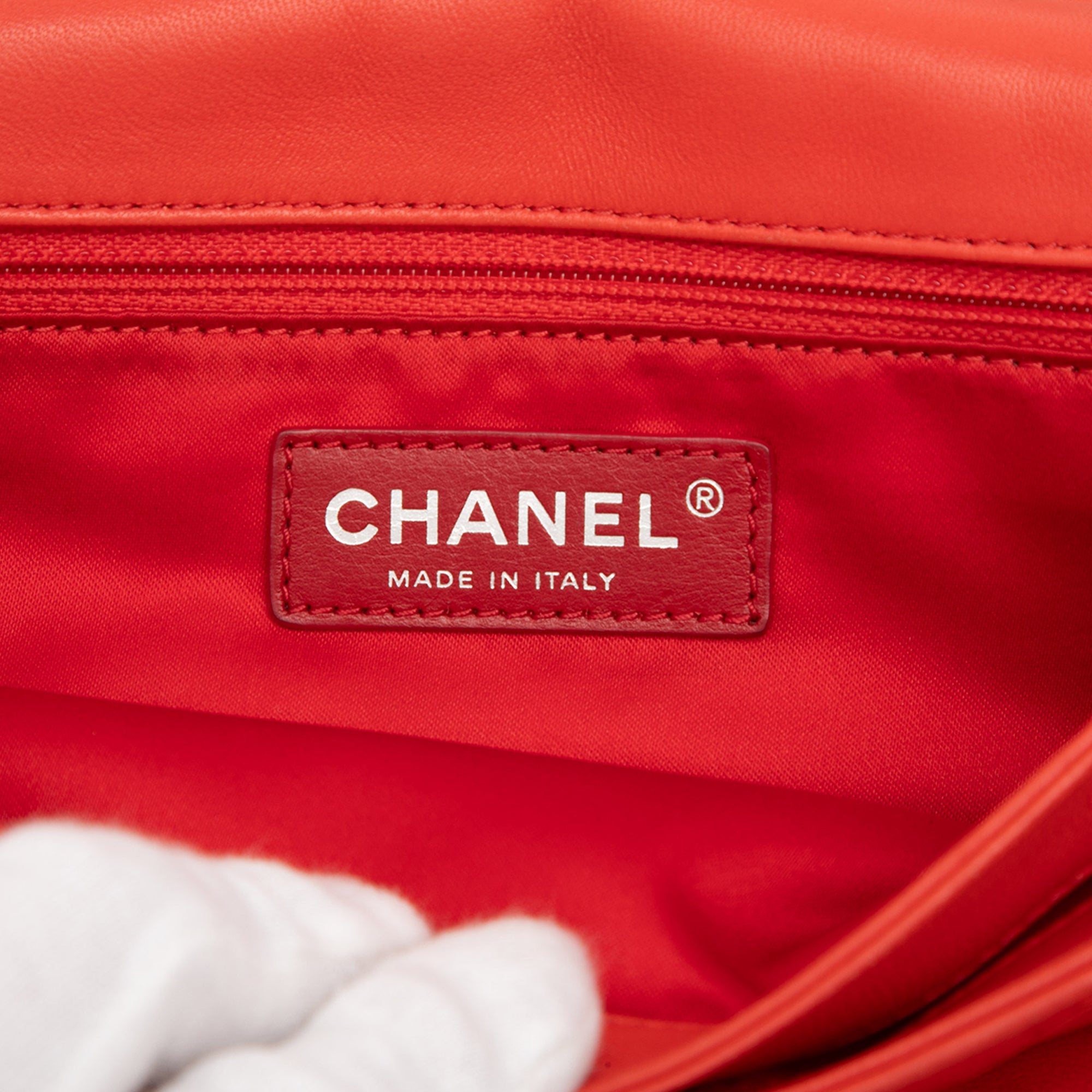 Chanel Quilted Lambskin Ultimate Stitch Flap - image 5