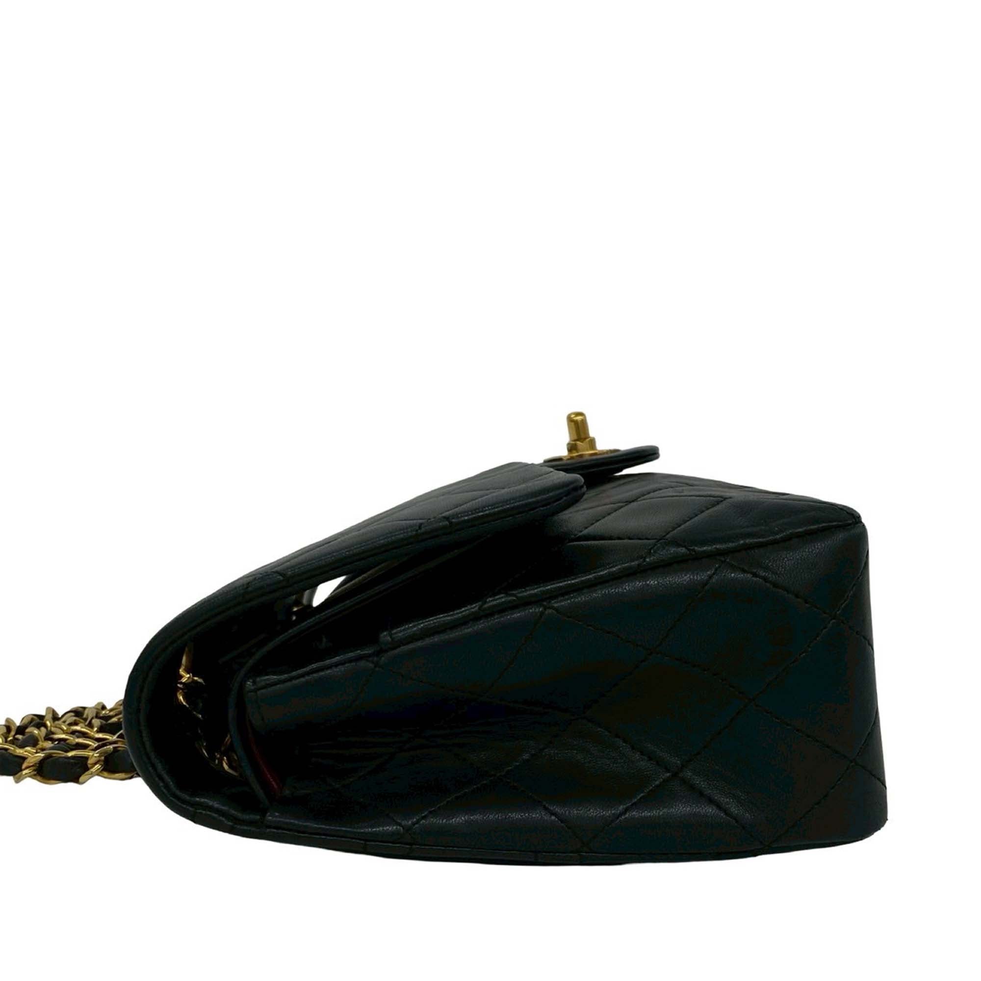 Chanel Medium Classic Lambskin Double Flap - image 7