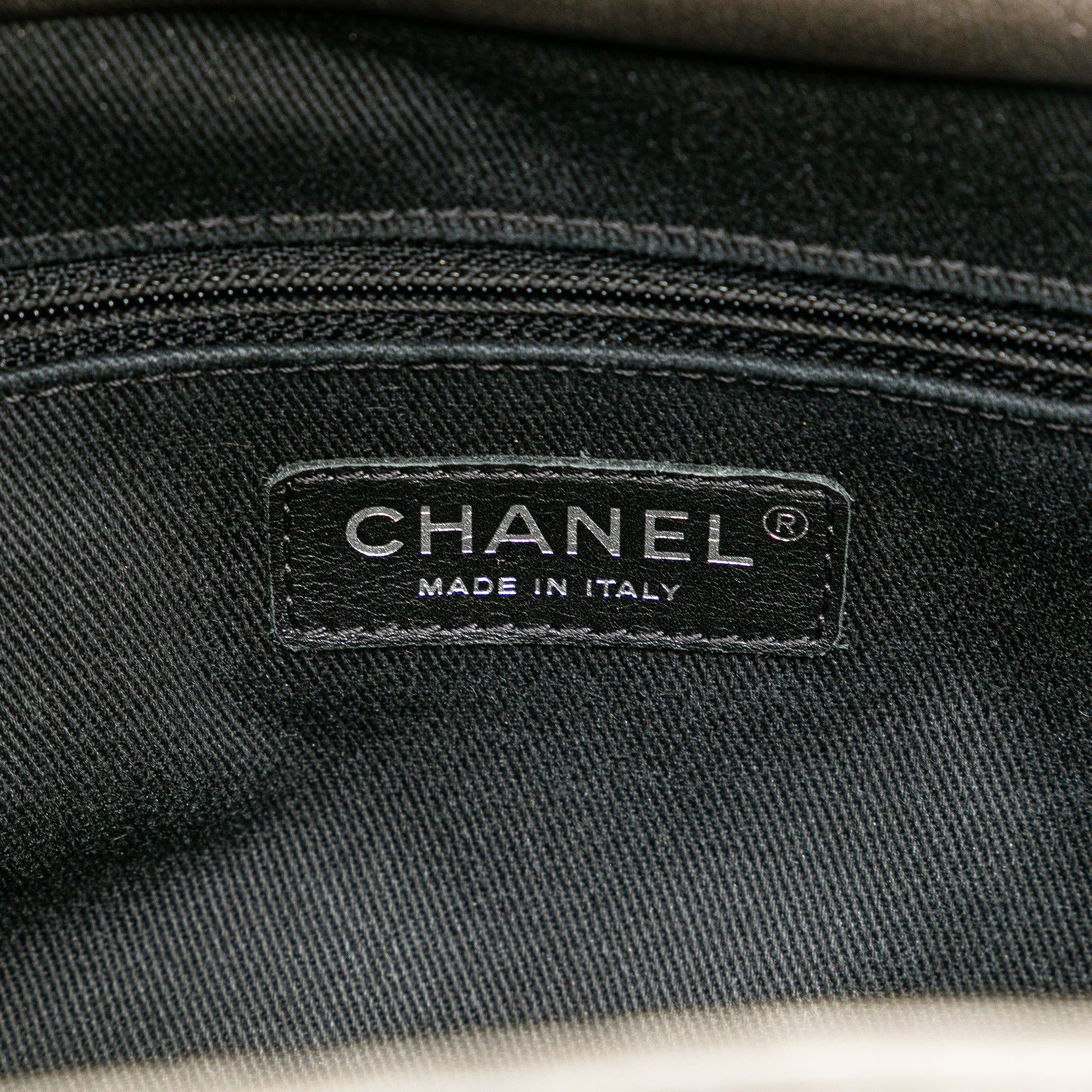 Chanel Large Quilted Metallic Goatskin City Rock Shopping Tote - image 5