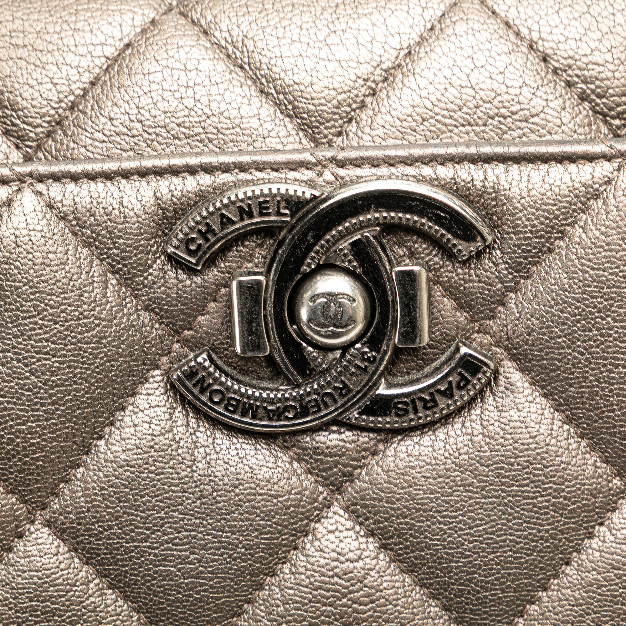 Chanel Large Quilted Metallic Goatskin City Rock Shopping Tote - image 8