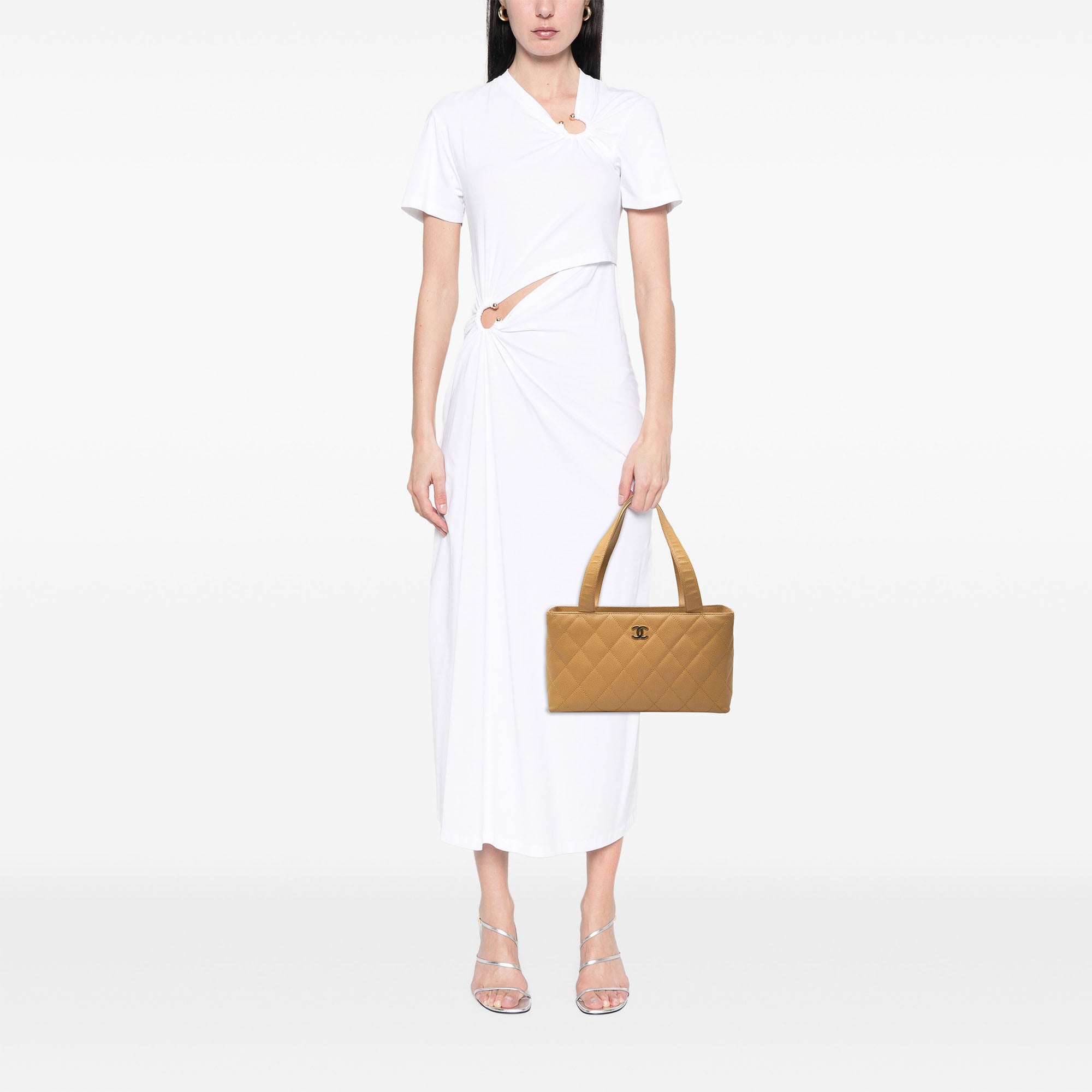 Chanel CC Quilted Caviar Tote - image 6