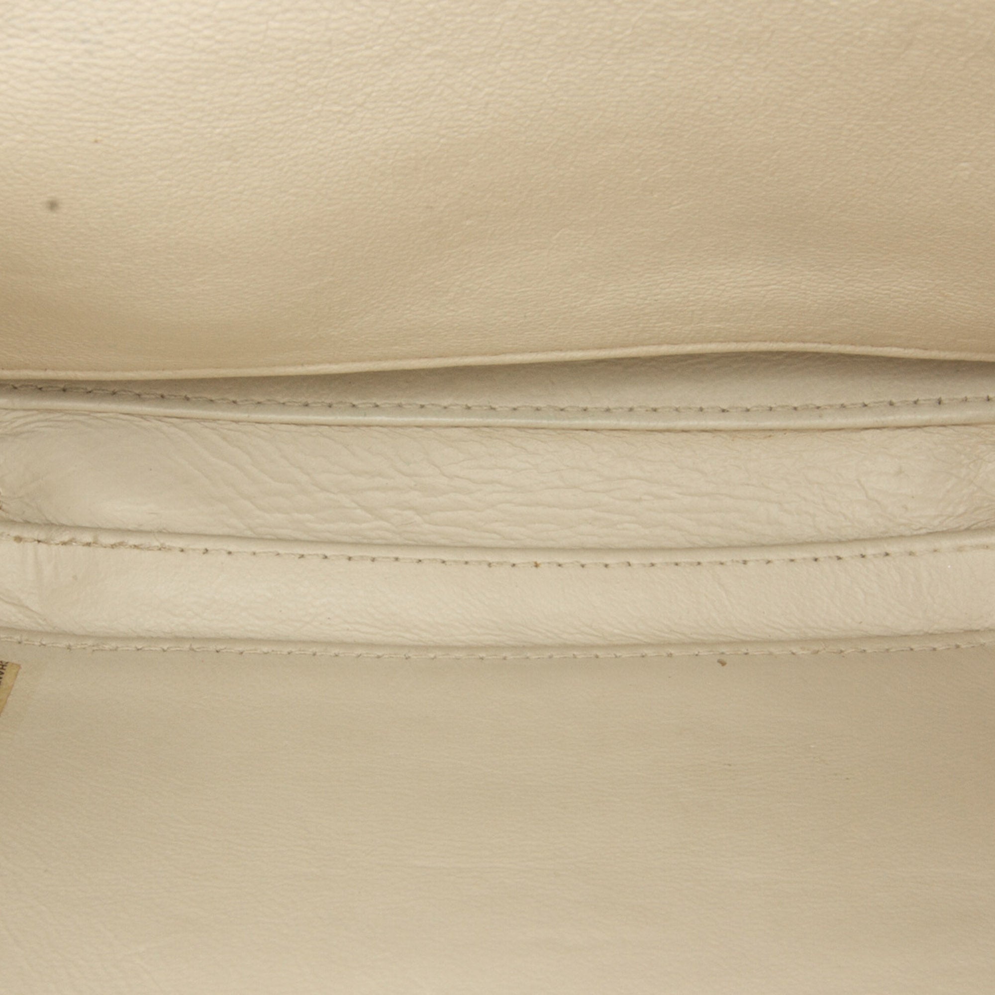Chanel Medium Caviar Filigree Vanity Case - image 7