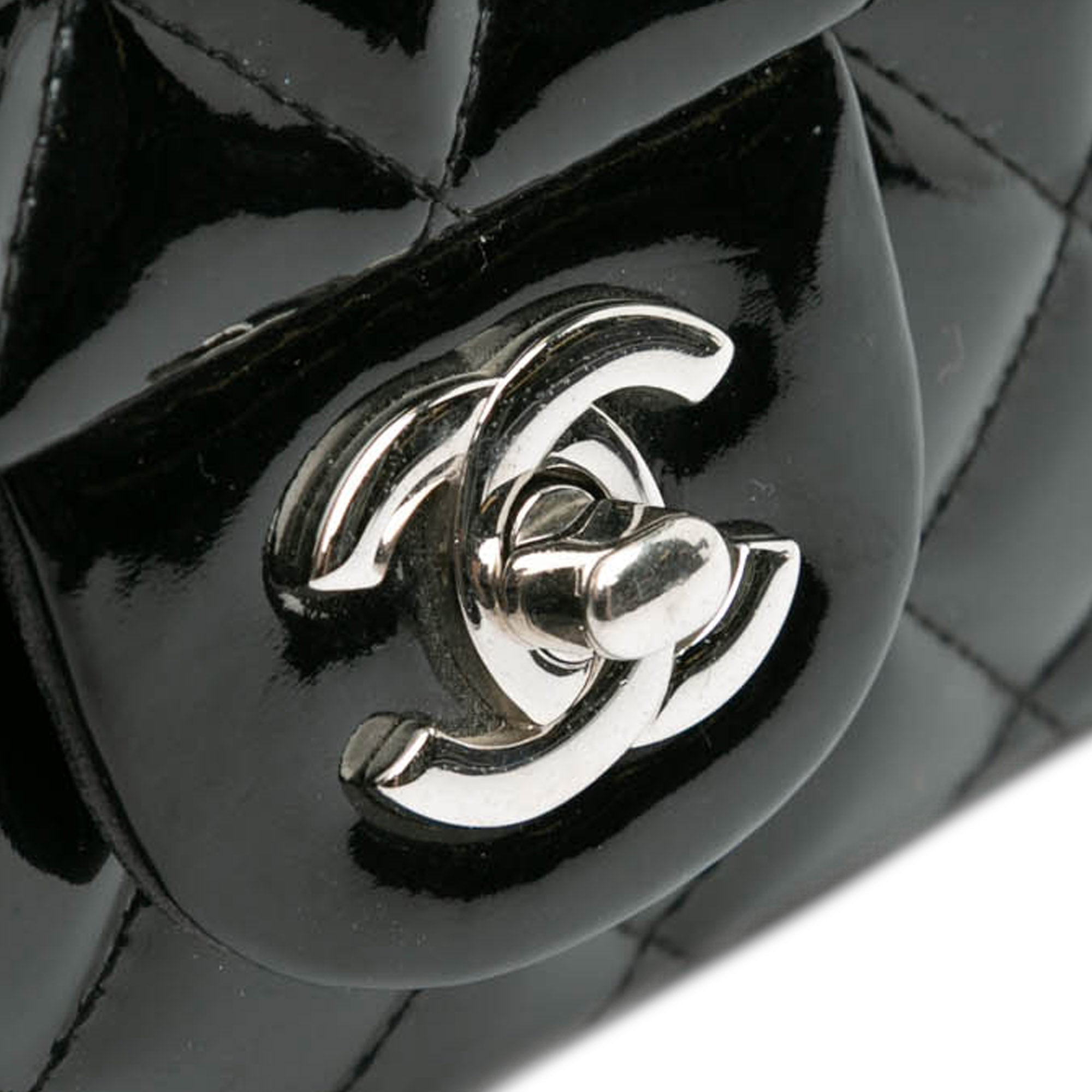 Chanel Classic Patent East West Single Flap - image 5
