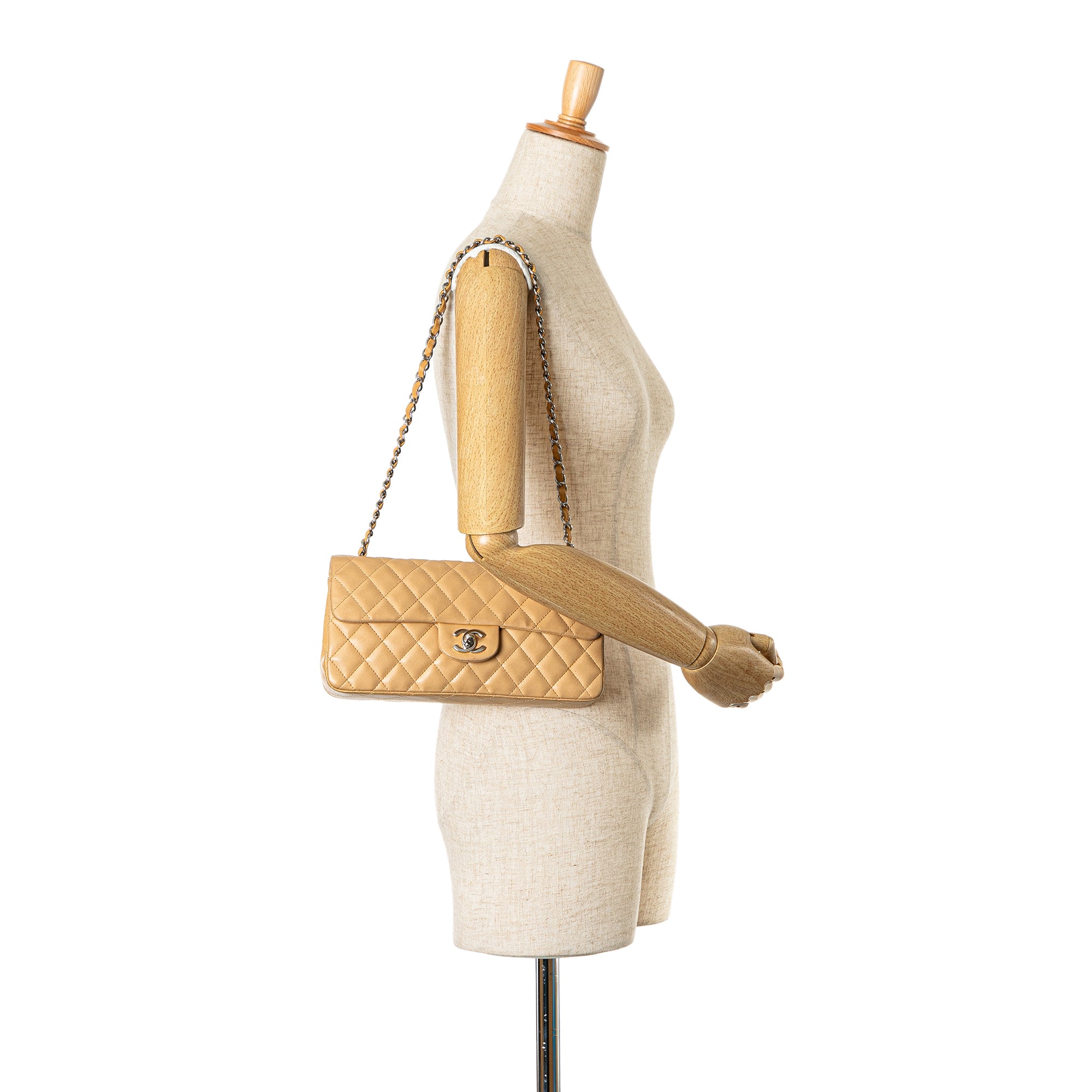 Chanel CC Lambskin East West Single Flap - image 10