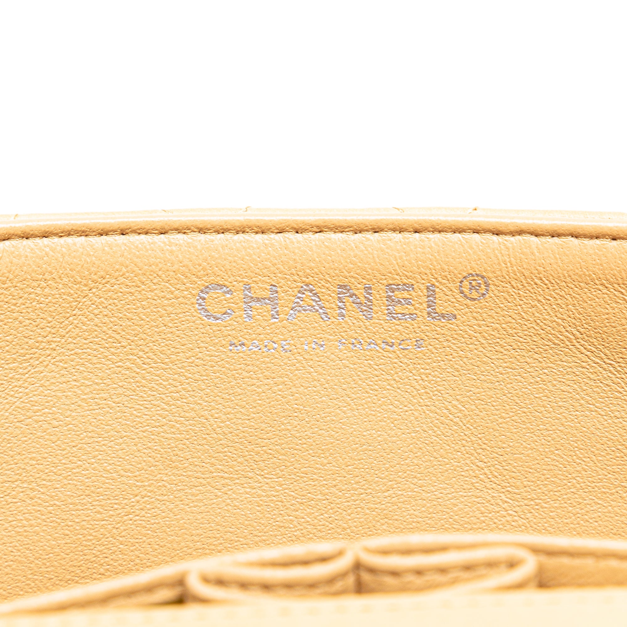 Chanel CC Lambskin East West Single Flap - image 6