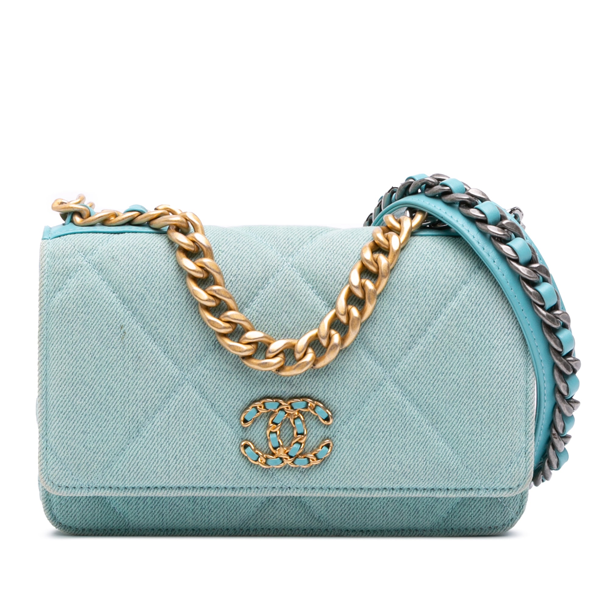 Chanel Denim 19 Wallet on Chain - image 1